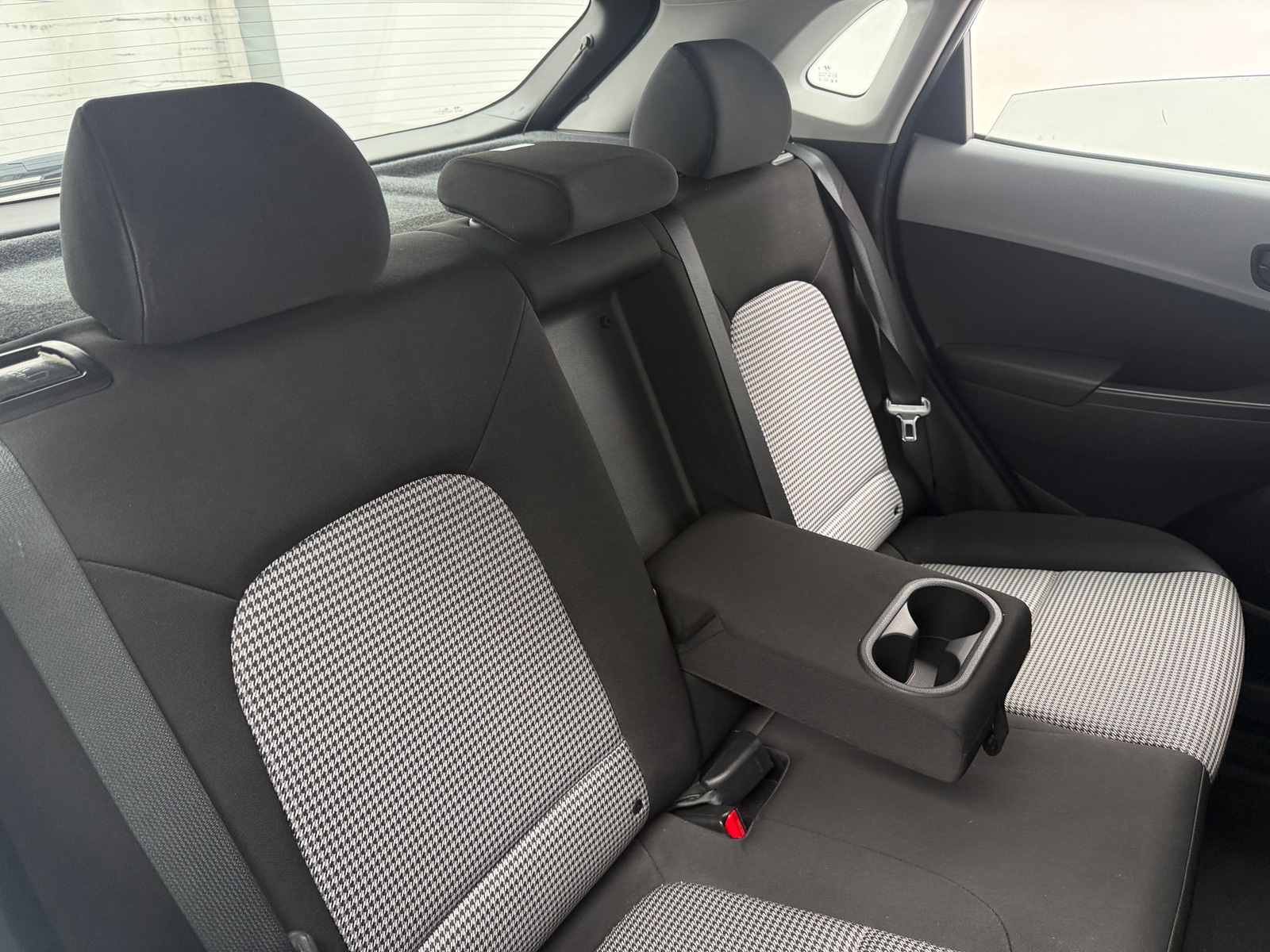Thumbnail: 2021 Hyundai Kona - 6