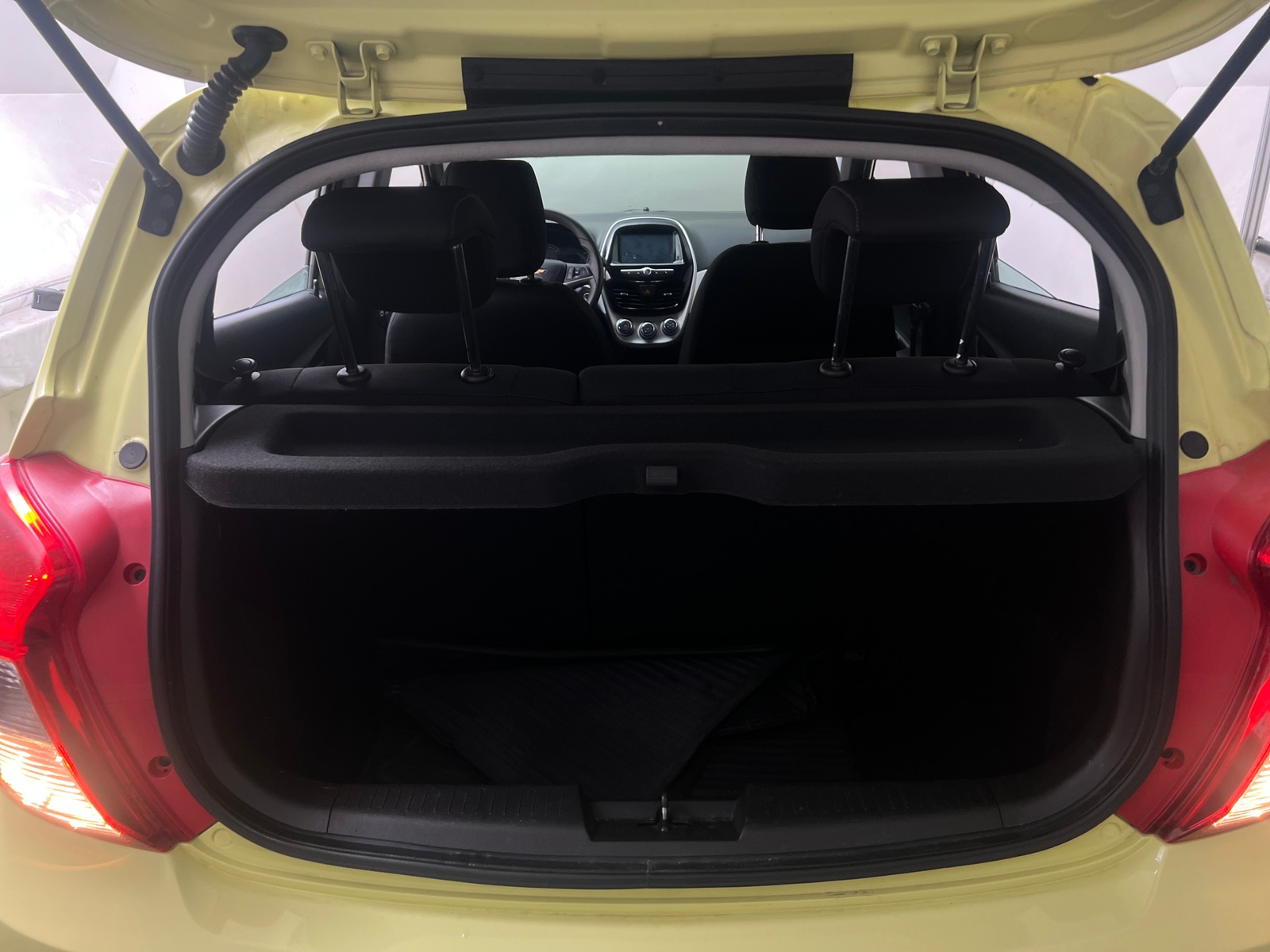 Thumbnail: 2017 Chevrolet Spark - 7