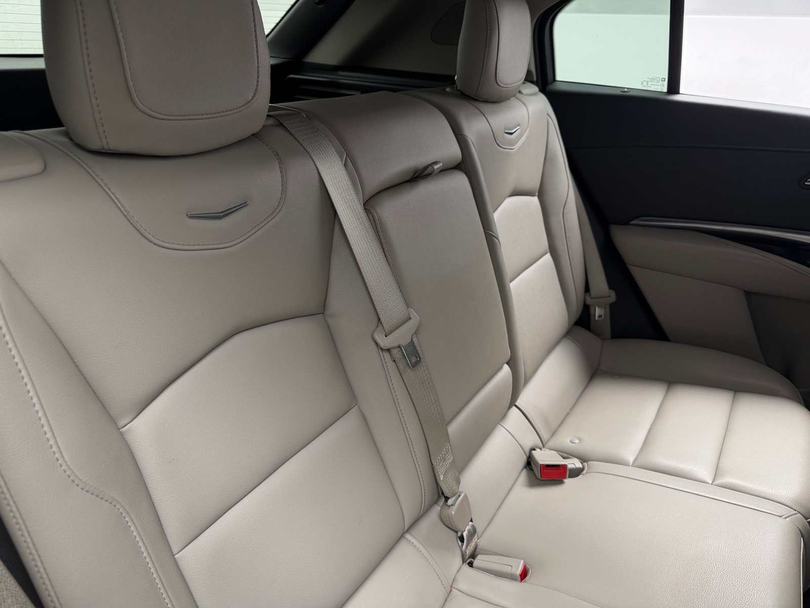 Thumbnail: 2021 Cadillac XT4 - 5