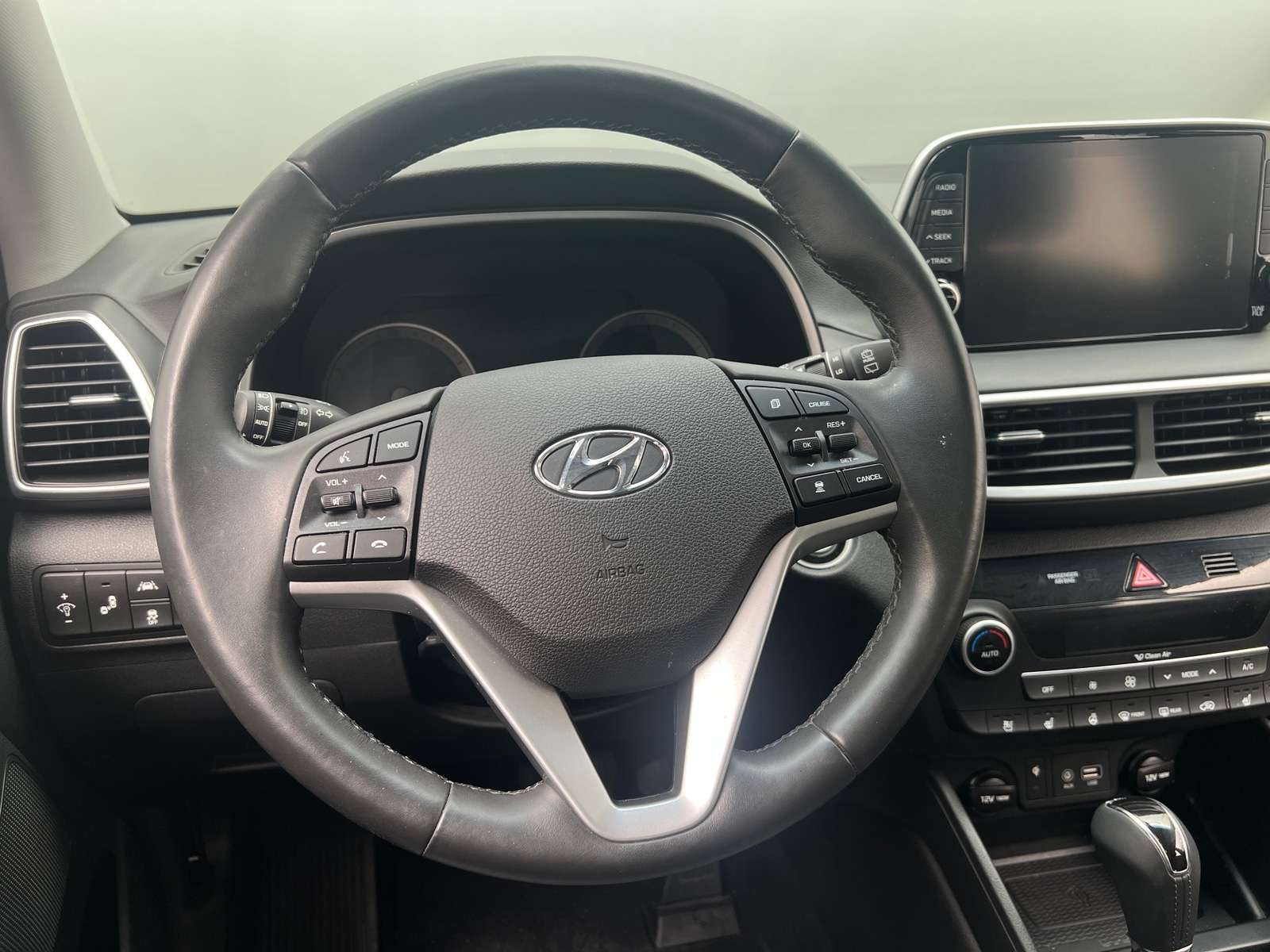 Thumbnail: 2019 Hyundai Tucson - 4
