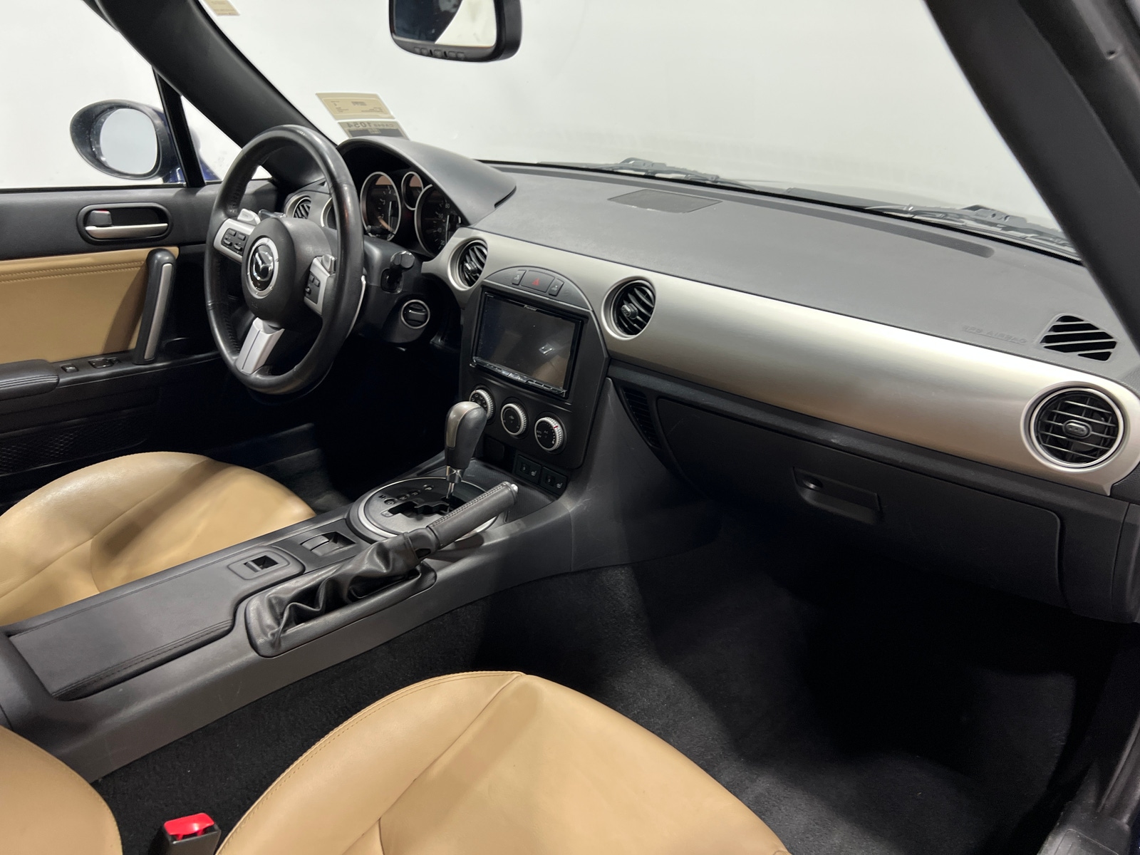 Thumbnail: 2012 Mazda MX-5 Miata - 2
