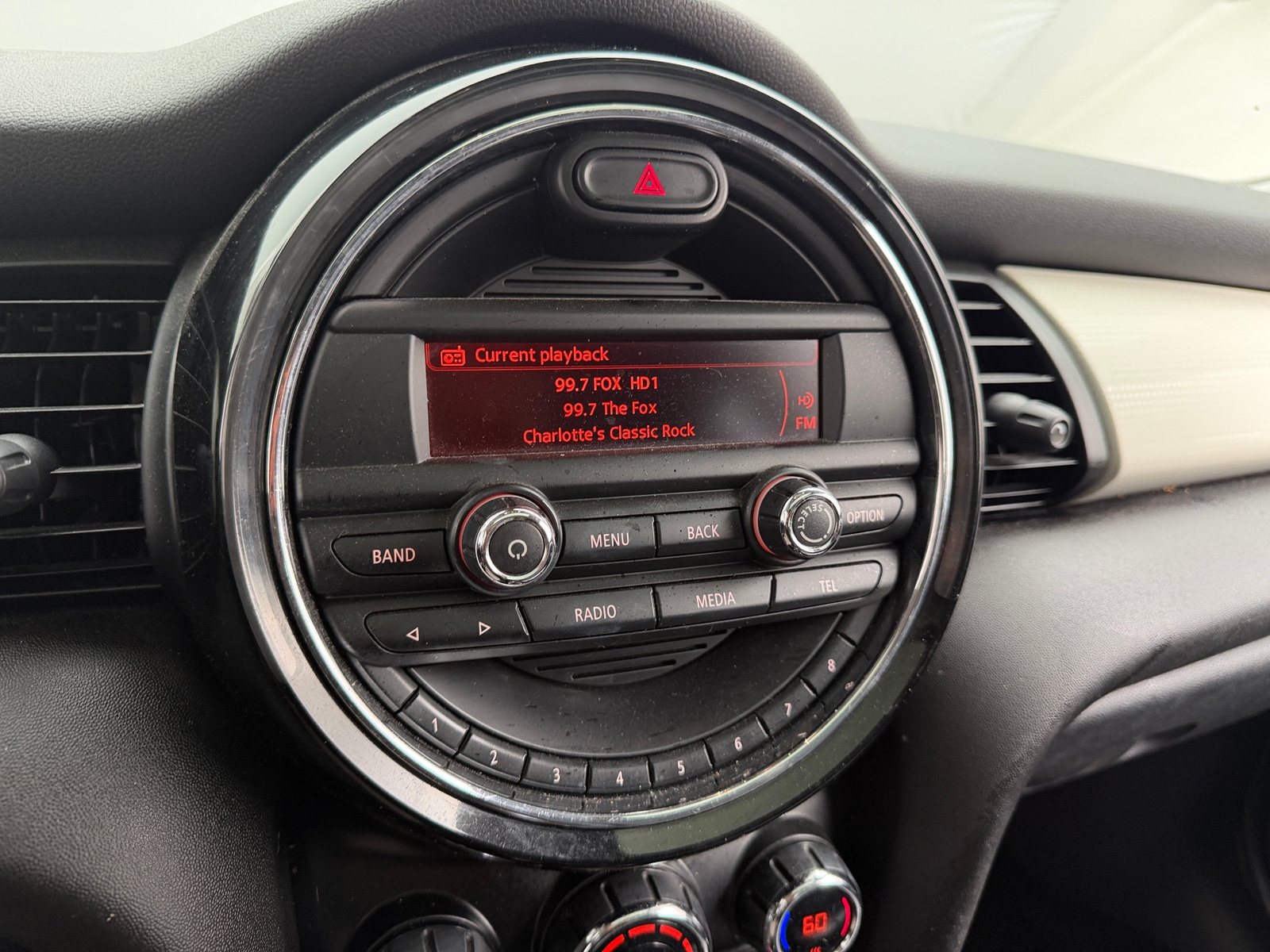 Thumbnail: 2014 MINI Cooper Hardtop - 4