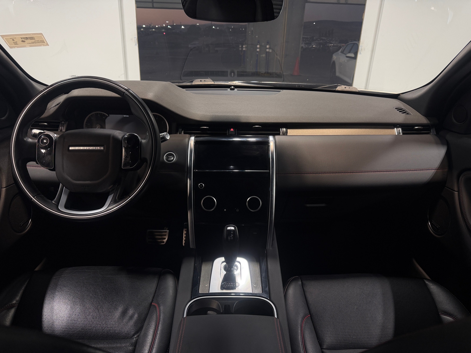Thumbnail: 2020 Land Rover Discovery Sport - 2