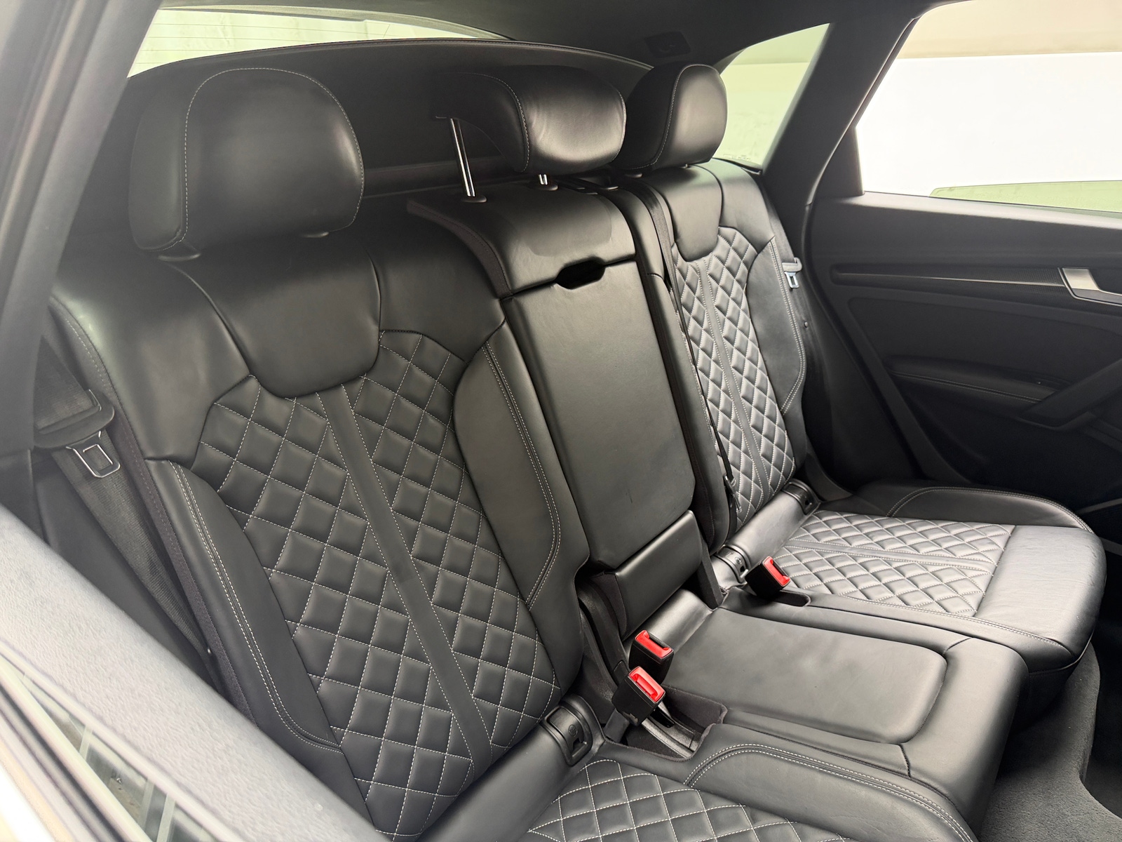Thumbnail: 2018 Audi SQ5 - 6