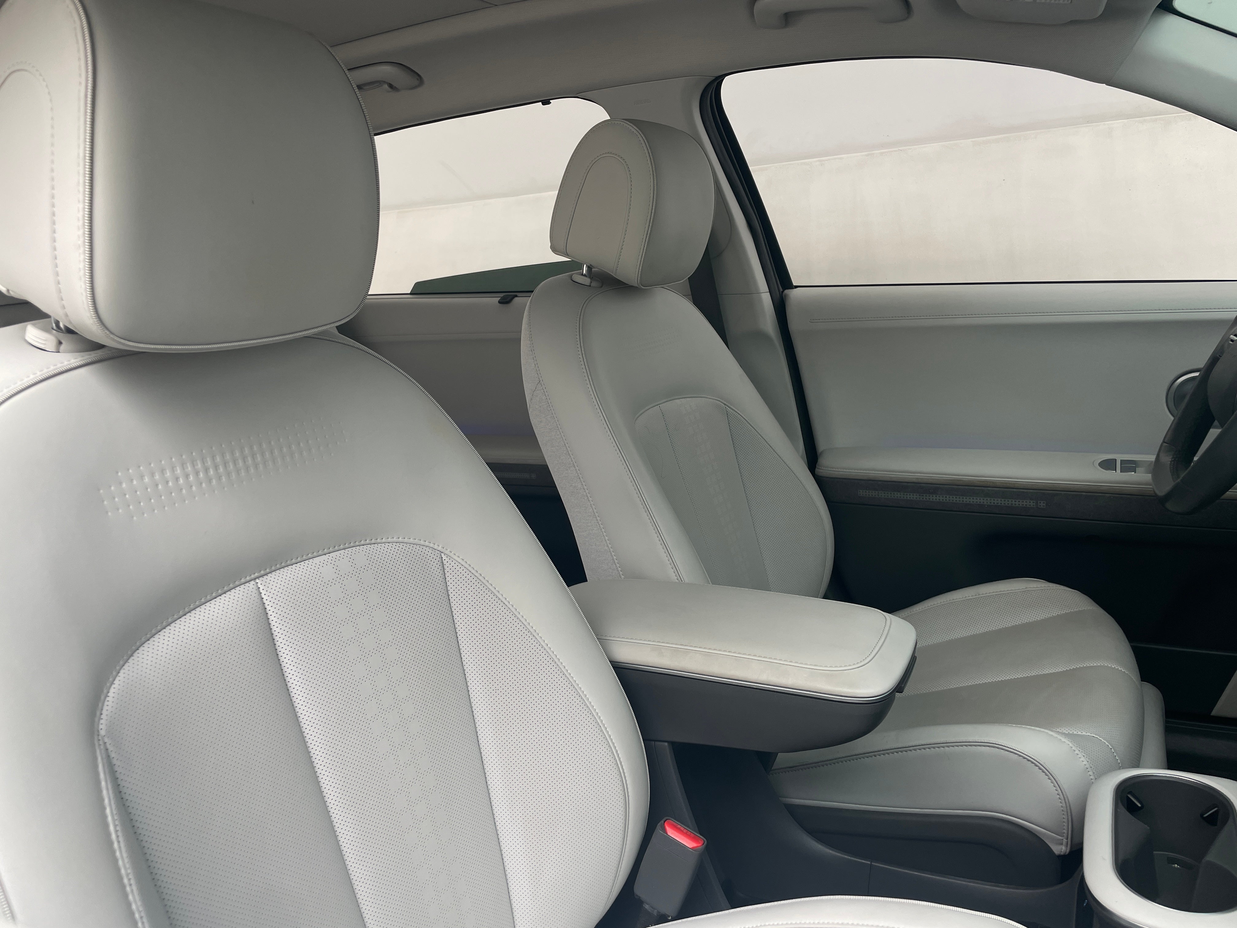Used 2023 Hyundai IONIQ 5 Limited with VIN KM8KRDAF0PU196917 for sale in Auburn, WA
