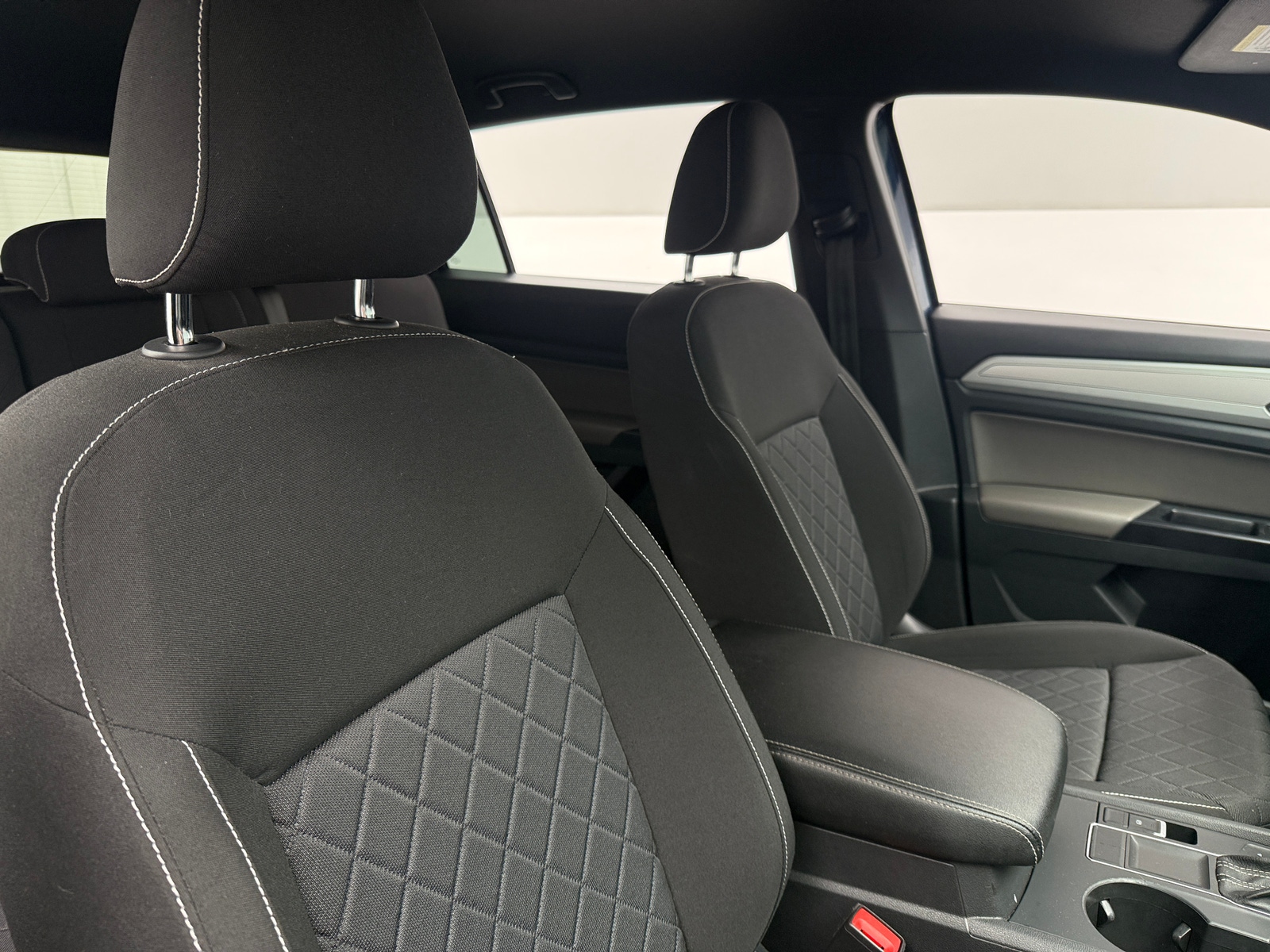 Thumbnail: 2021 Volkswagen Atlas - 2