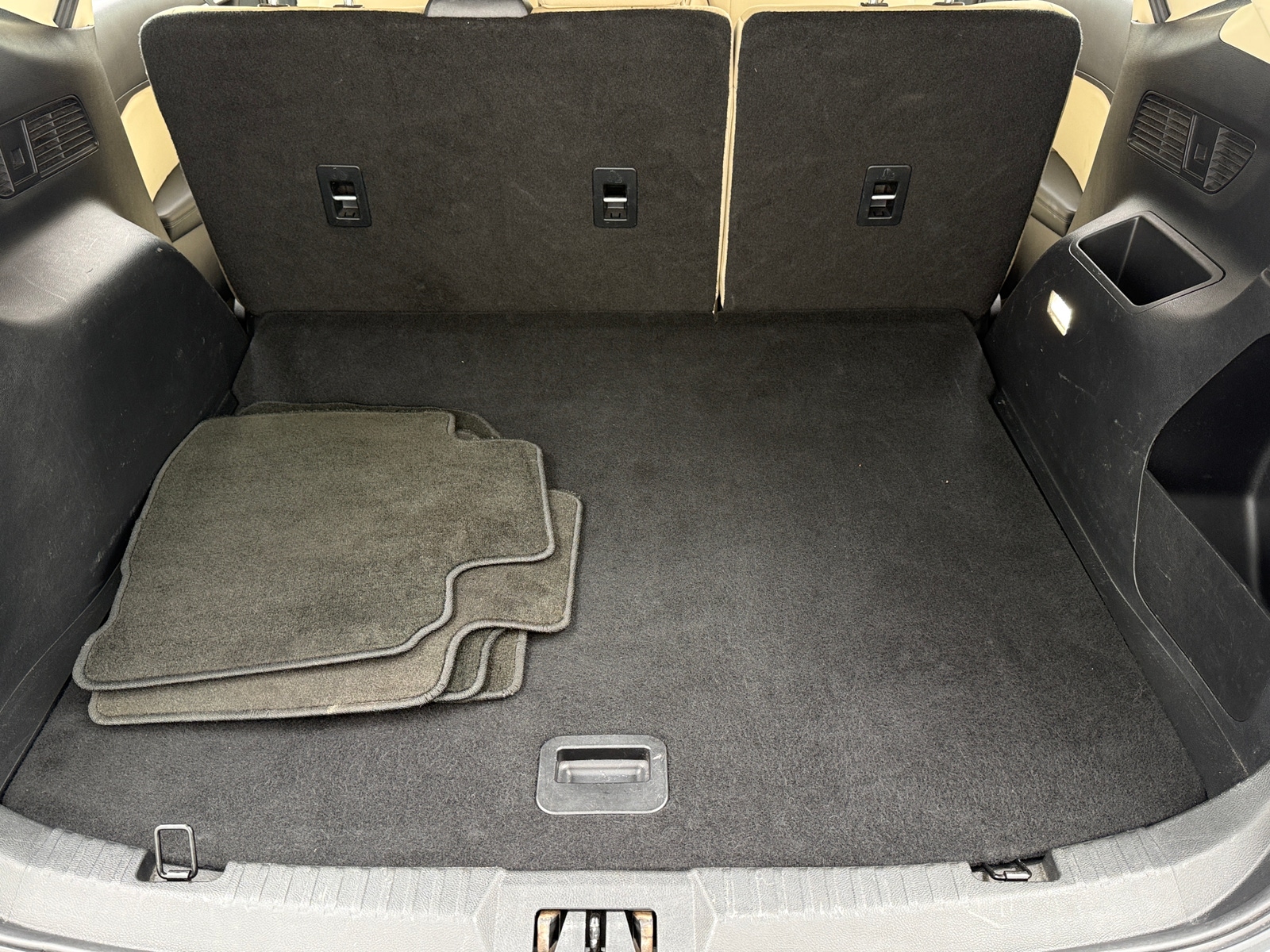 Thumbnail: 2016 Ford Edge - 7