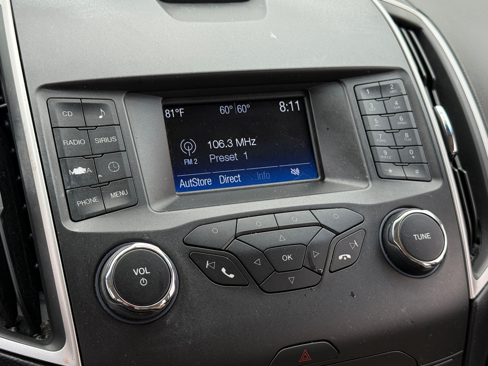 Thumbnail: 2016 Ford Edge - 4