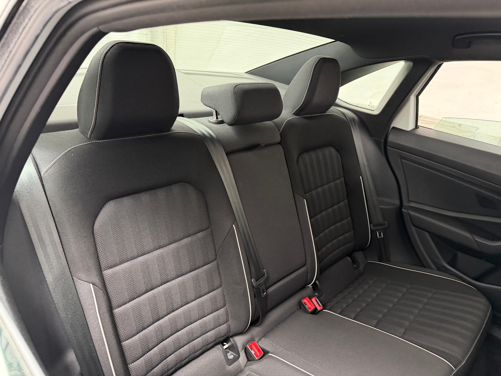 Thumbnail: 2022 Volkswagen Jetta - 6
