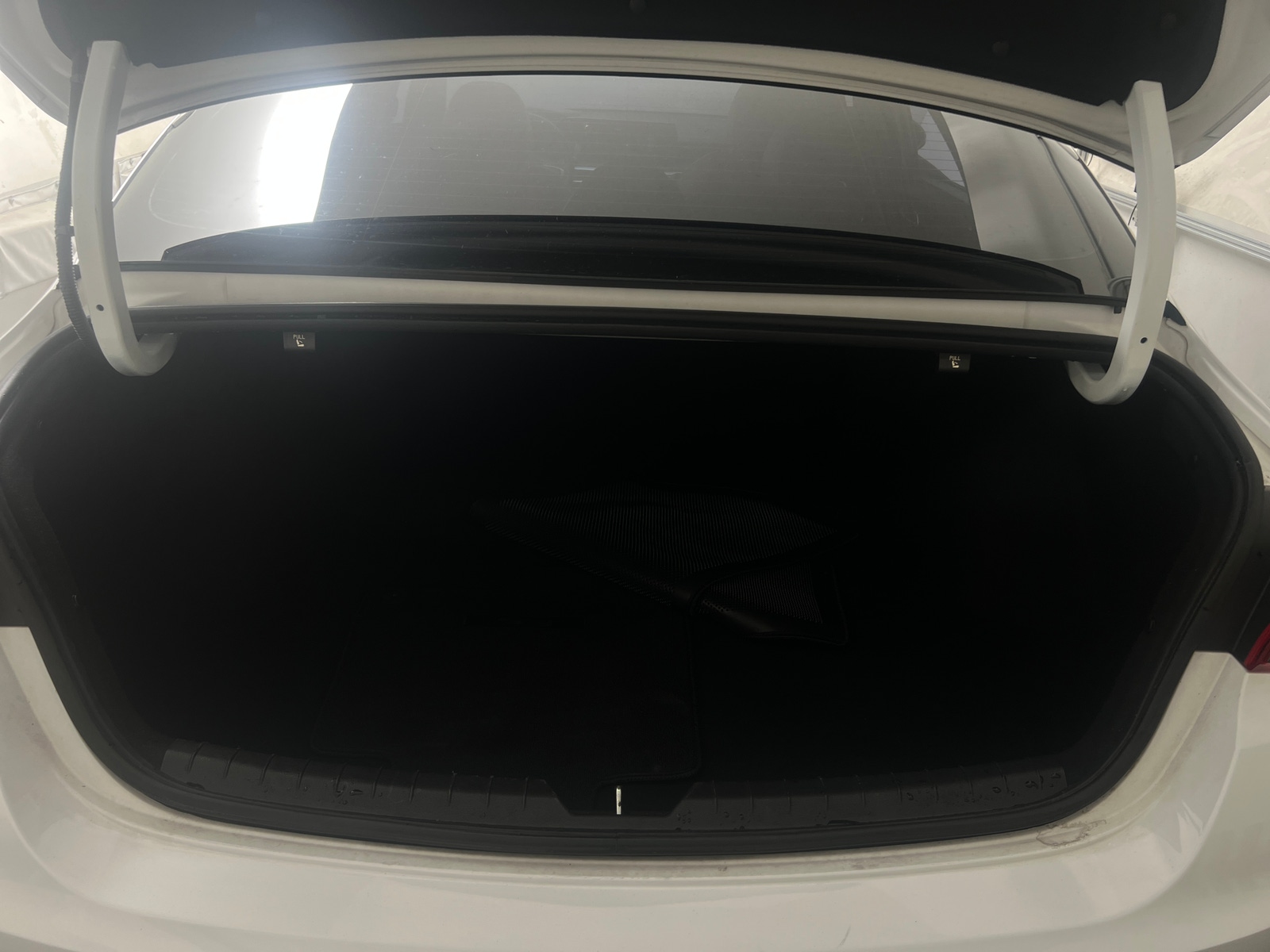 Thumbnail: 2023 Kia K5 - 6