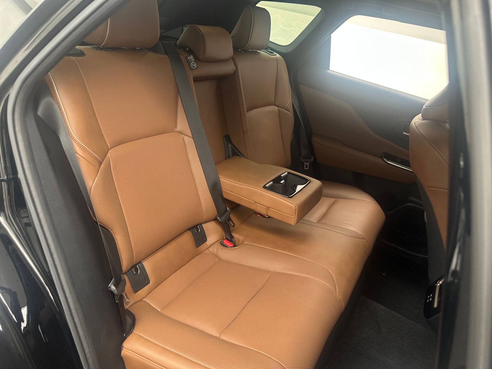 Thumbnail: 2025 Toyota Crown Signia - 5