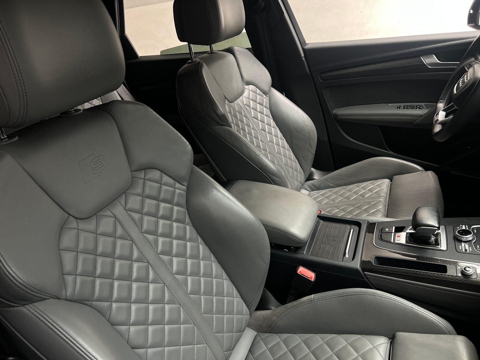 Thumbnail: 2019 Audi SQ5 - 2