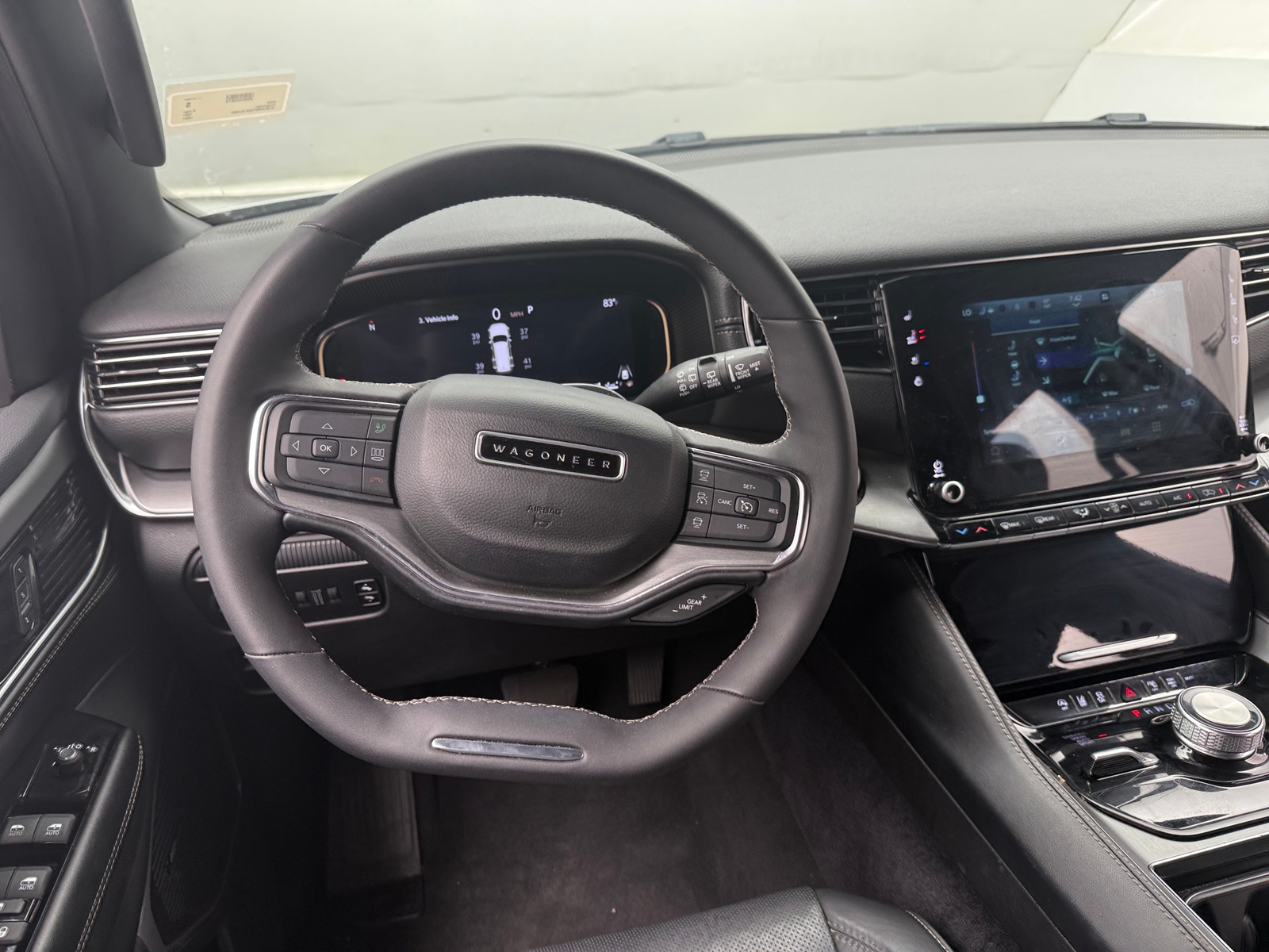 Thumbnail: 2024 Jeep Wagoneer - 4