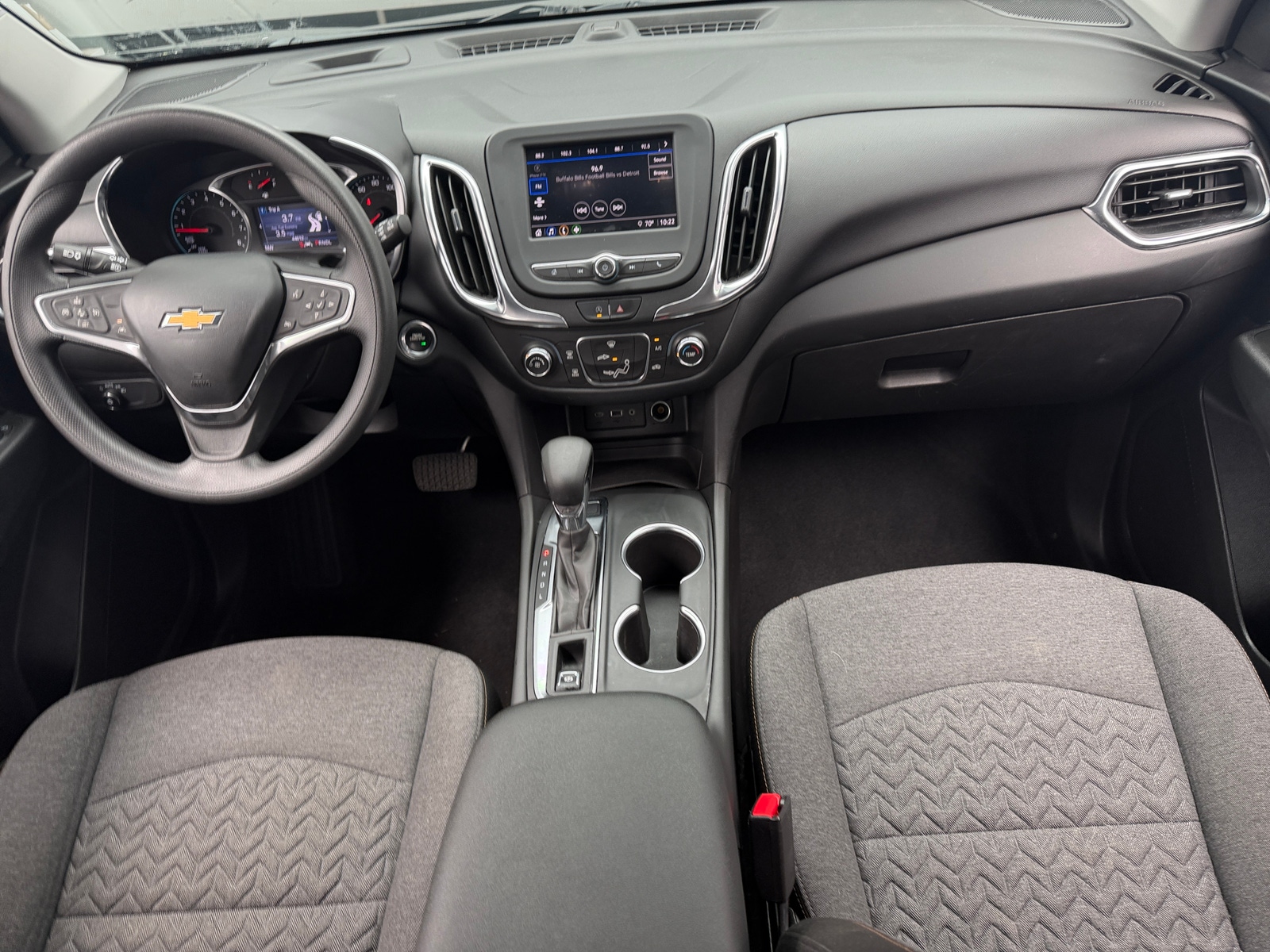 Thumbnail: 2022 Chevrolet Equinox - 3
