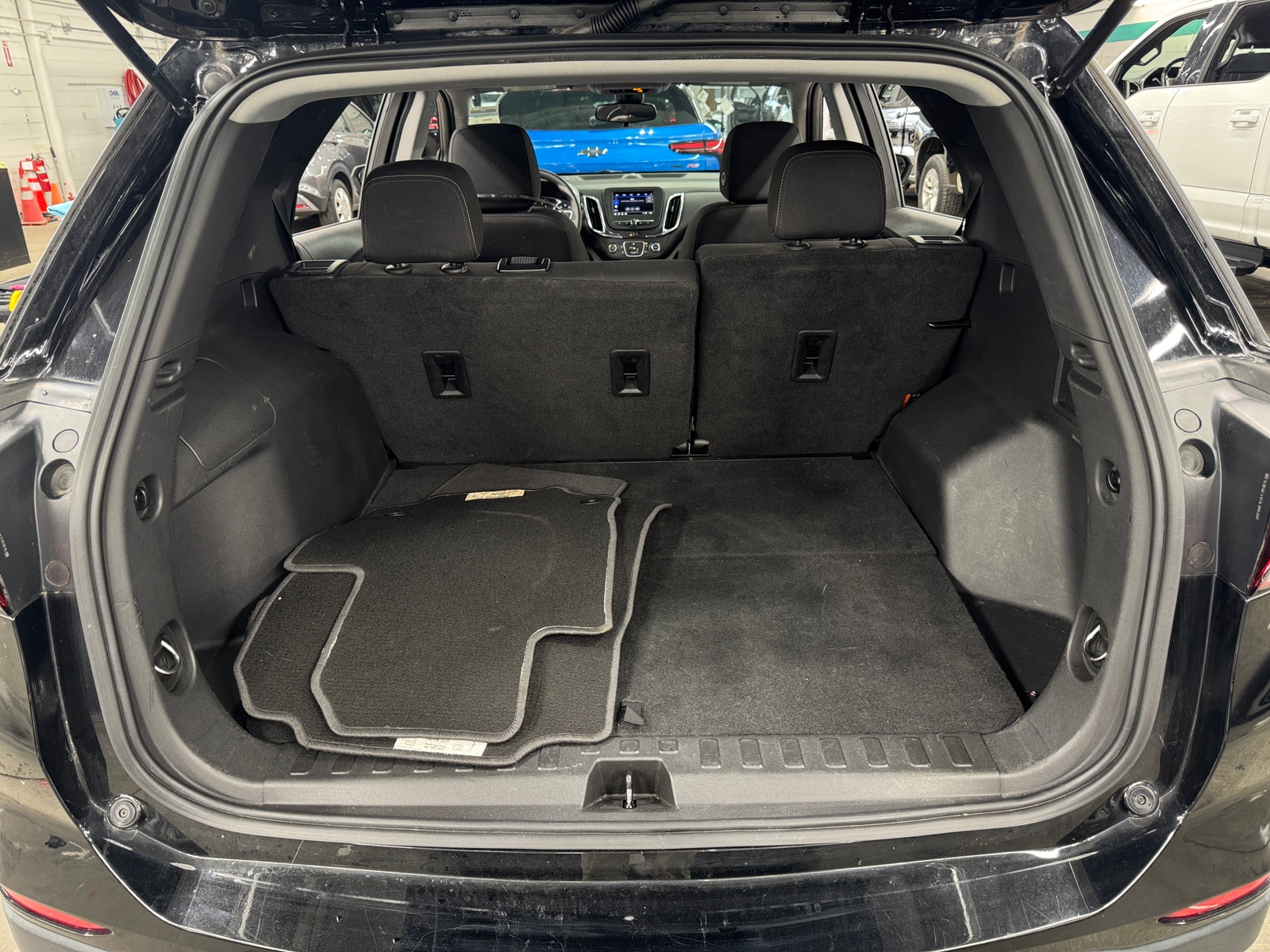 Thumbnail: 2022 Chevrolet Equinox - 7