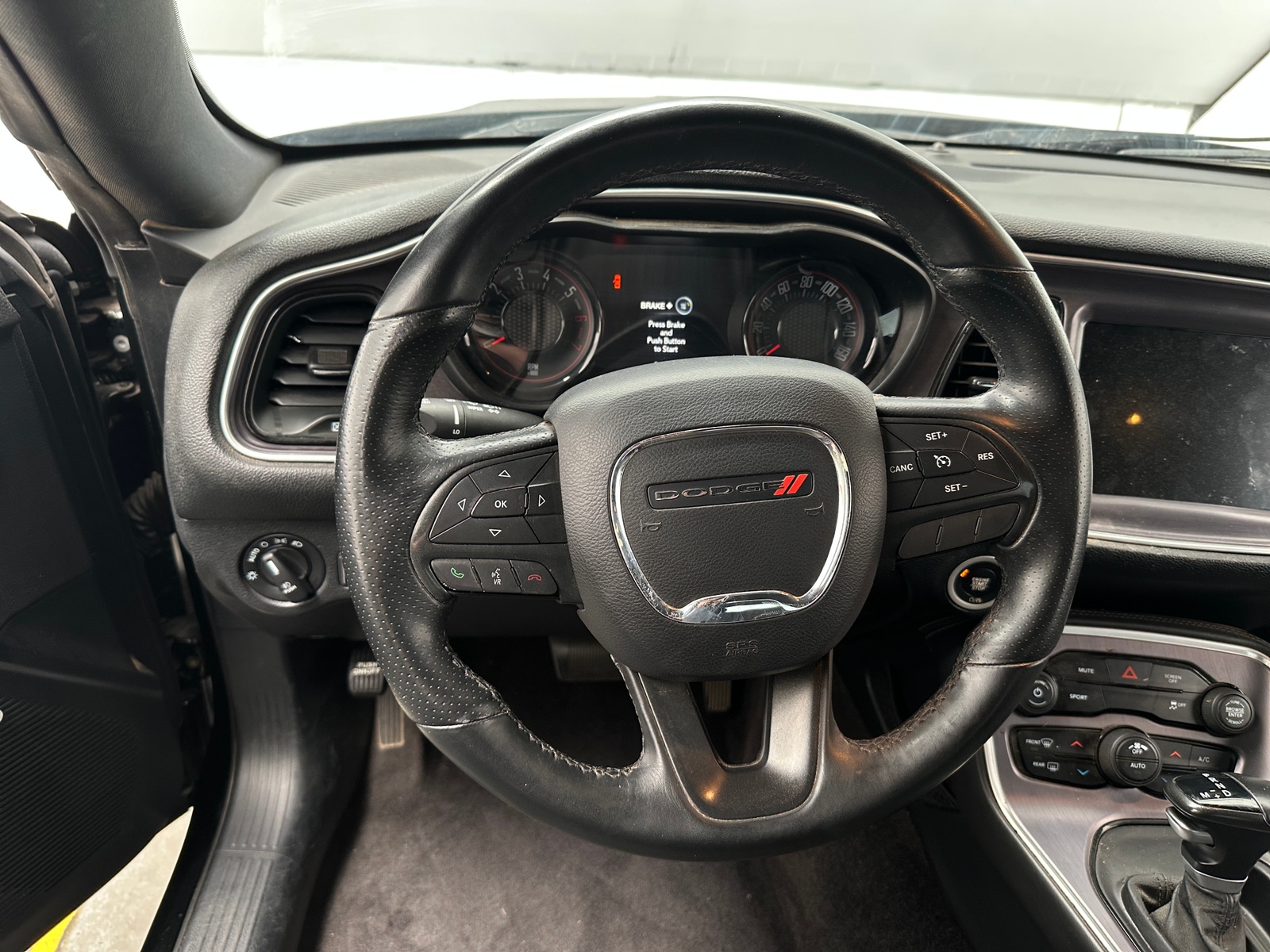 Thumbnail: 2017 Dodge Challenger - 4
