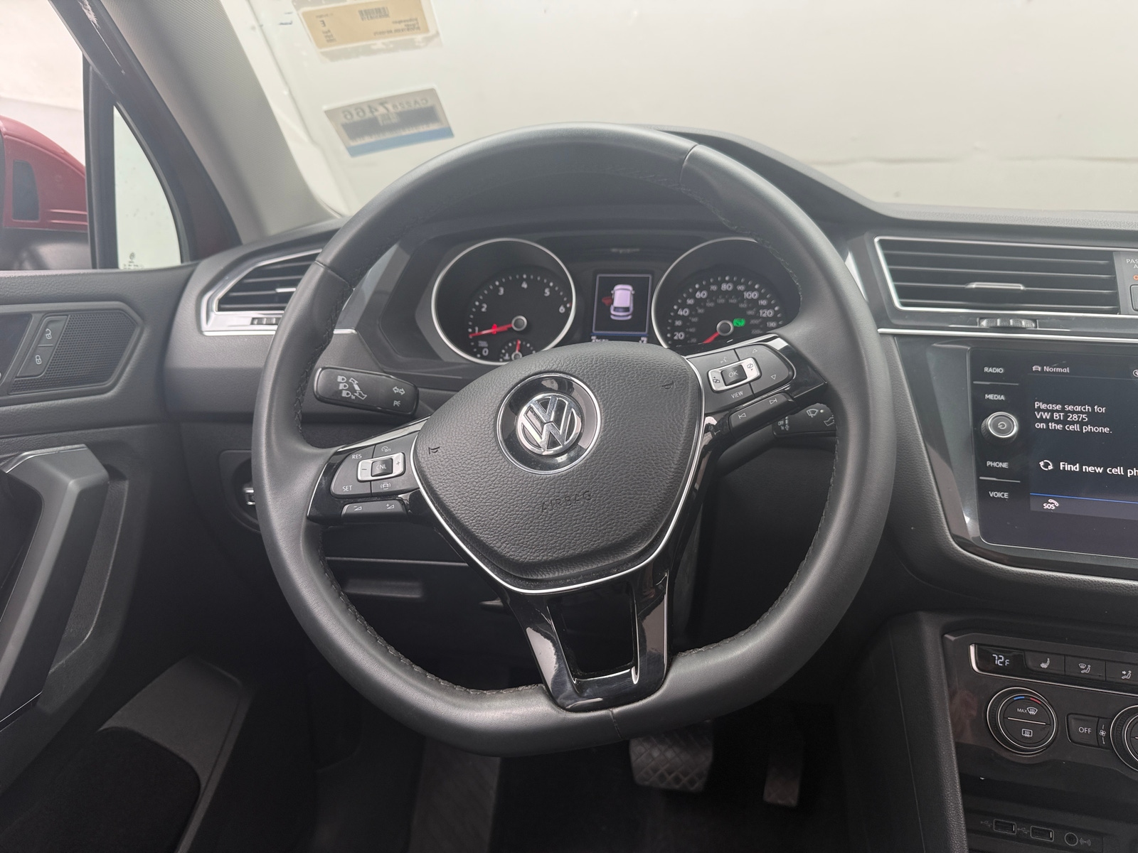 Thumbnail: 2020 Volkswagen Tiguan - 5