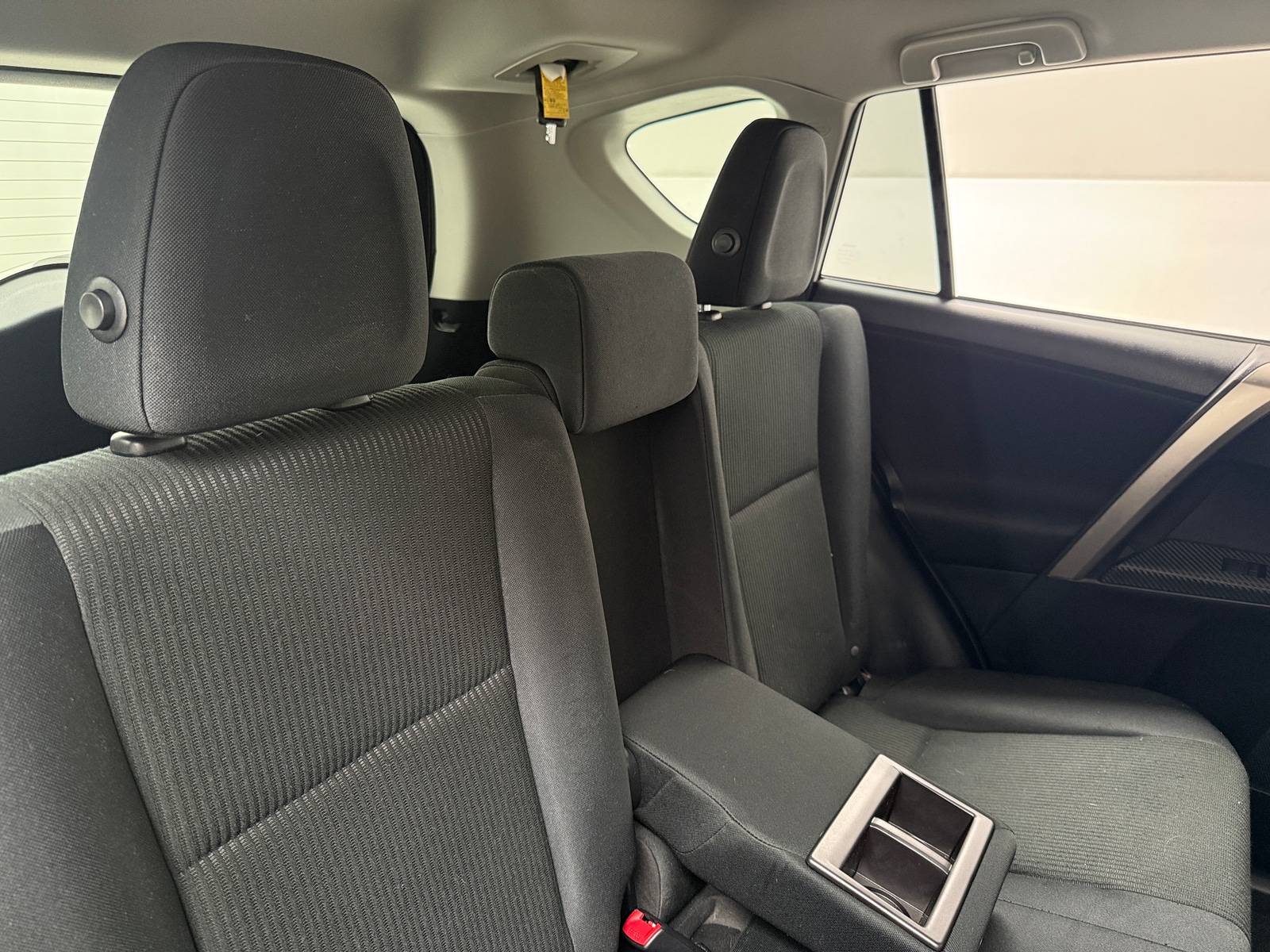 Thumbnail: 2015 Toyota RAV4 - 6