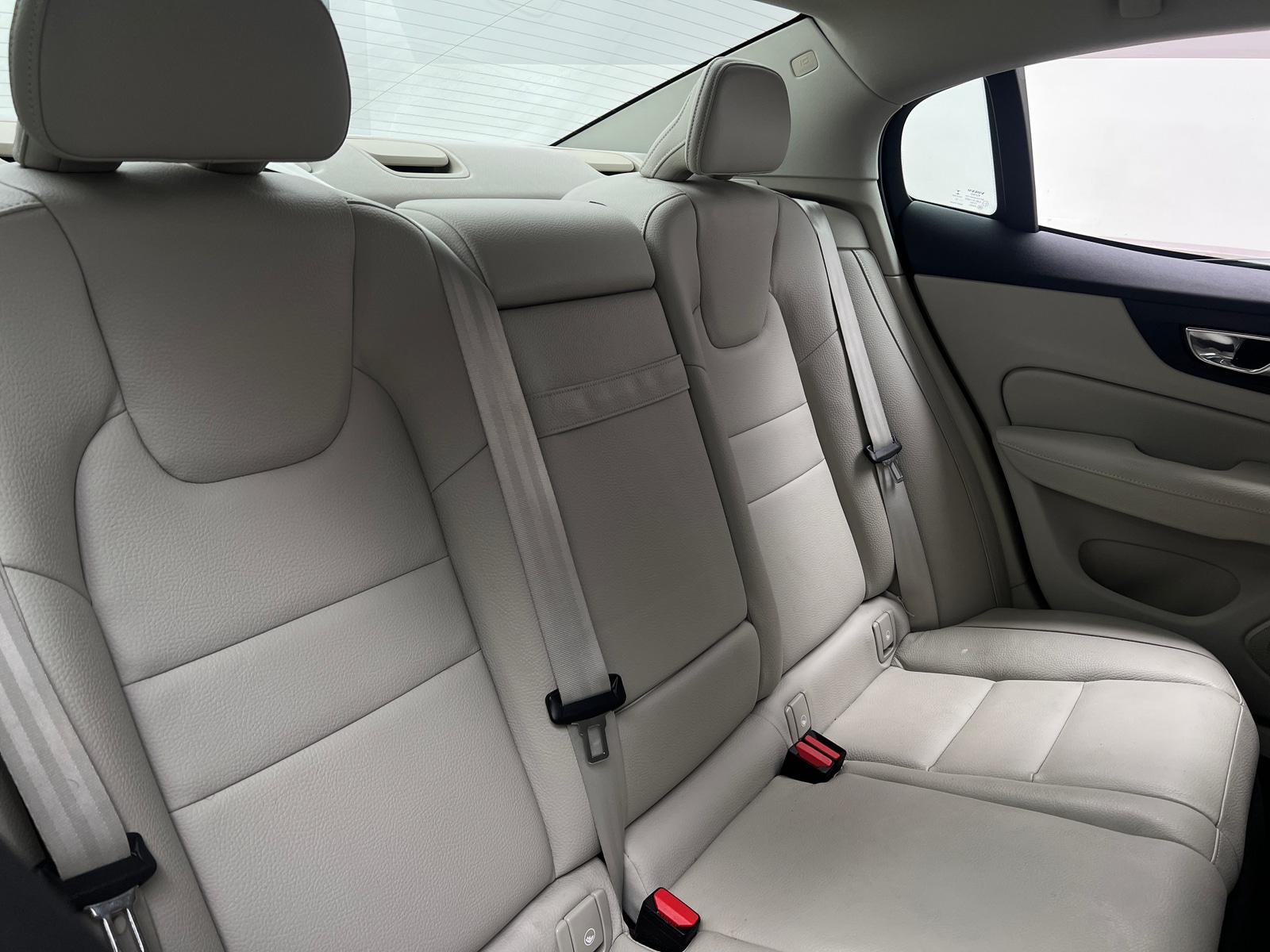 Thumbnail: 2020 Volvo S60 - 5