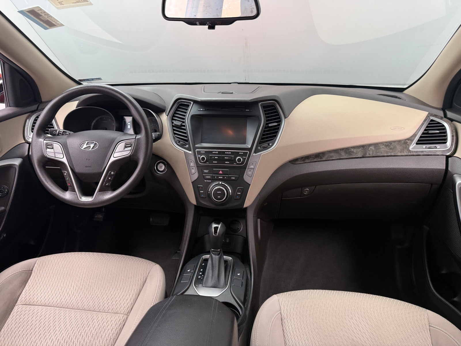 Thumbnail: 2018 Hyundai Santa Fe - 3