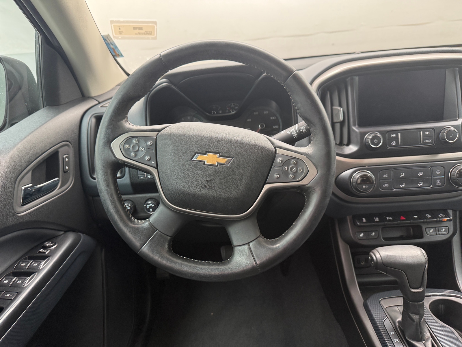 Thumbnail: 2021 Chevrolet Colorado - 4