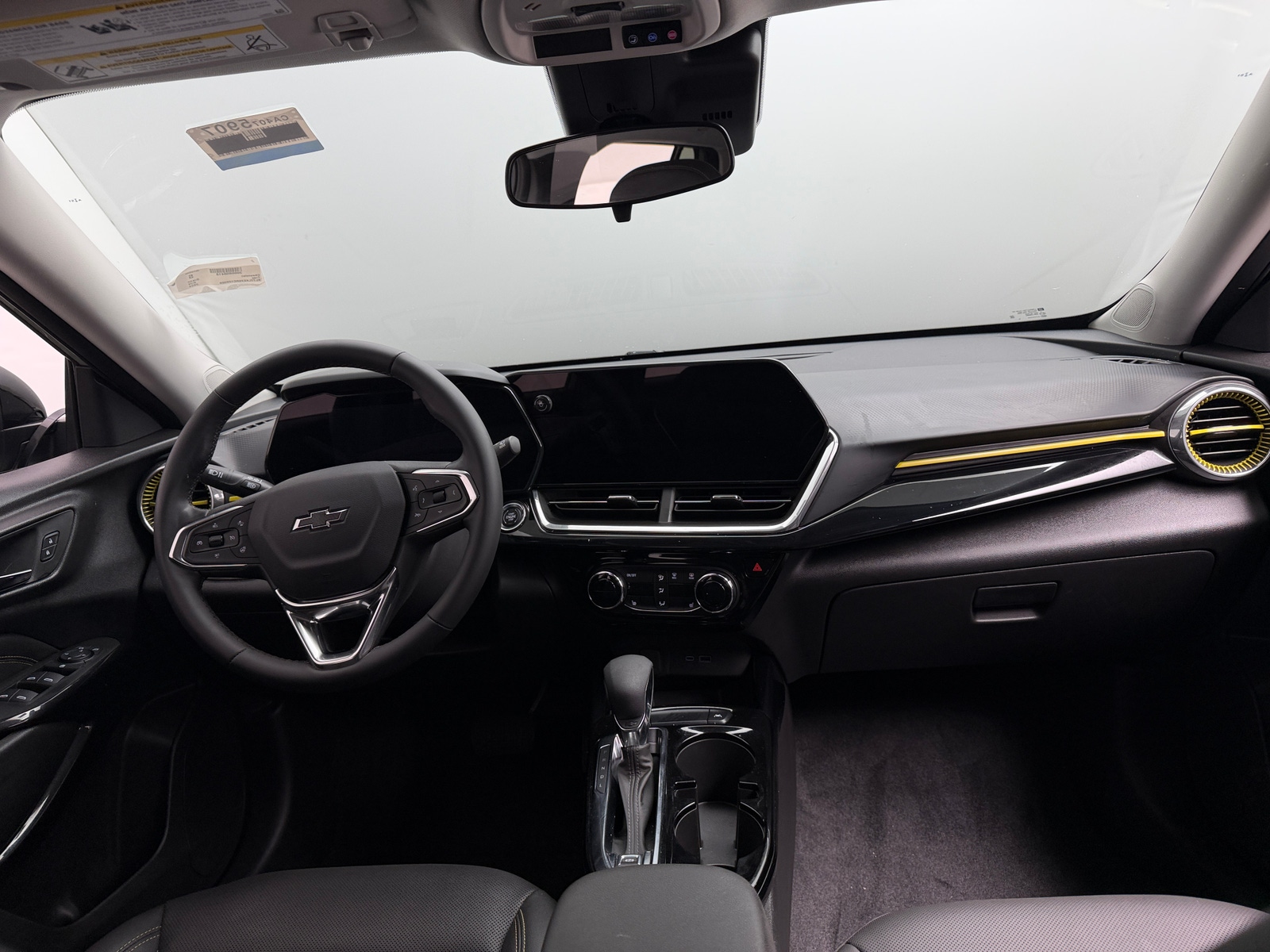 Thumbnail: 2024 Chevrolet Trax - 2