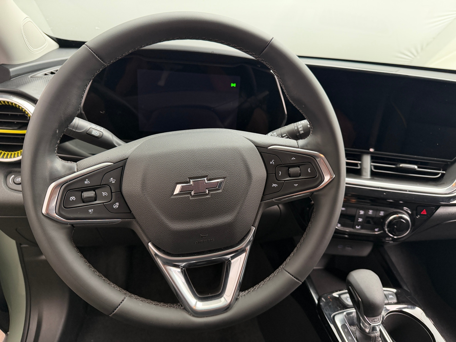 Thumbnail: 2024 Chevrolet Trax - 4