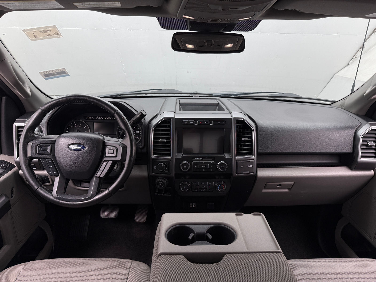 Thumbnail: 2019 Ford Econoline - 3