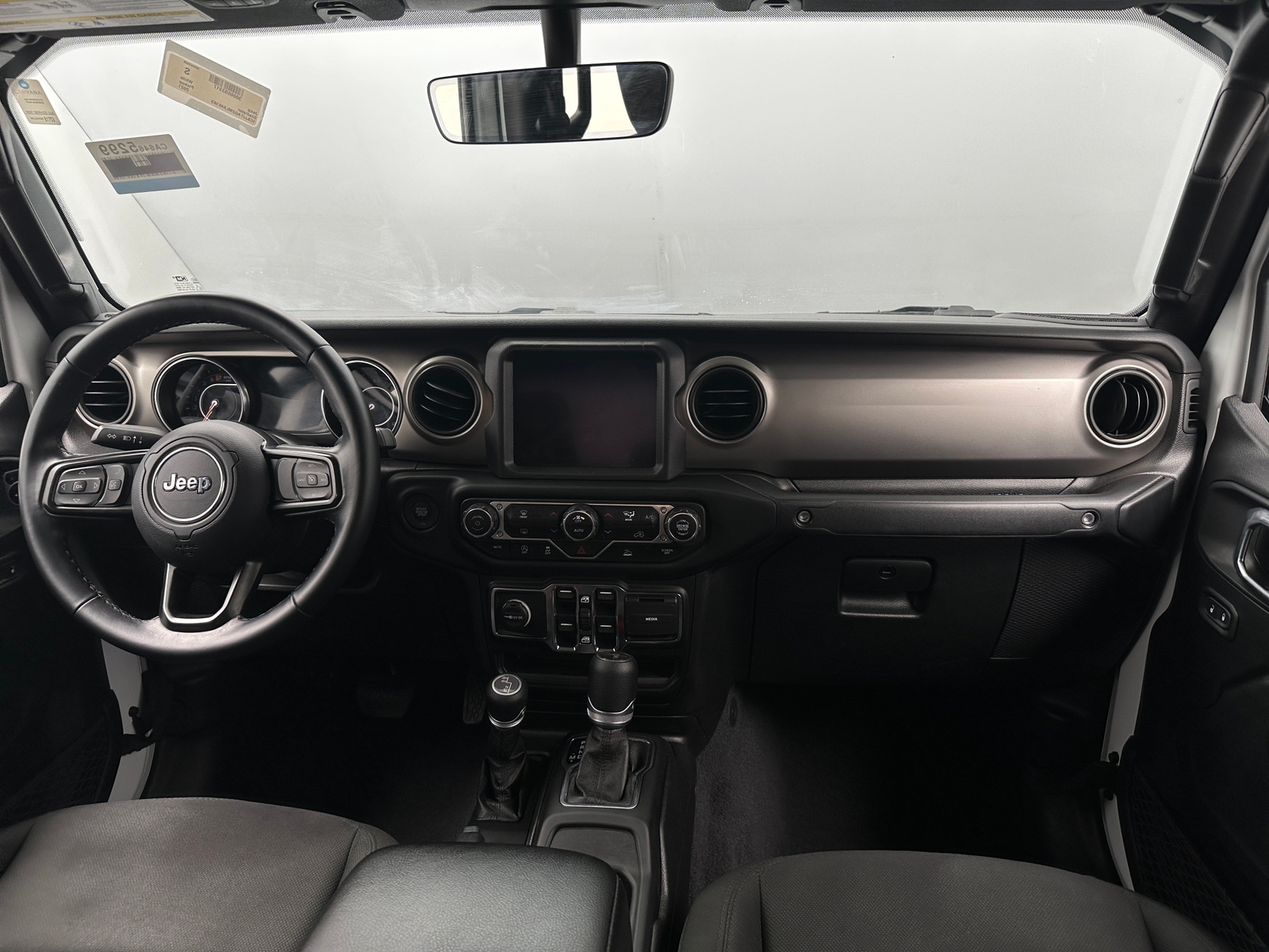 Thumbnail: 2021 Jeep Gladiator - 3