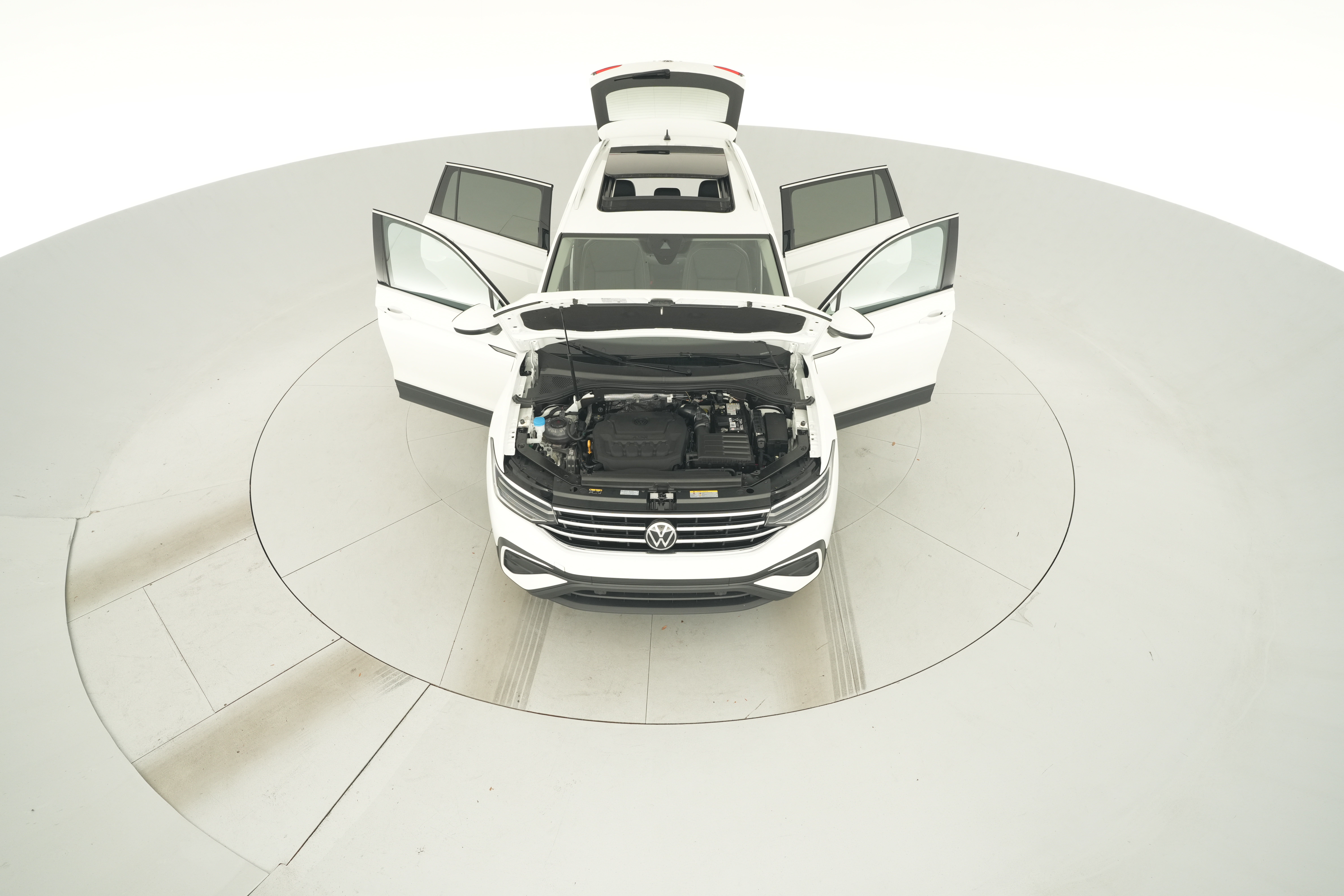 2024 Volkswagen Tiguan SE - Photo 36
