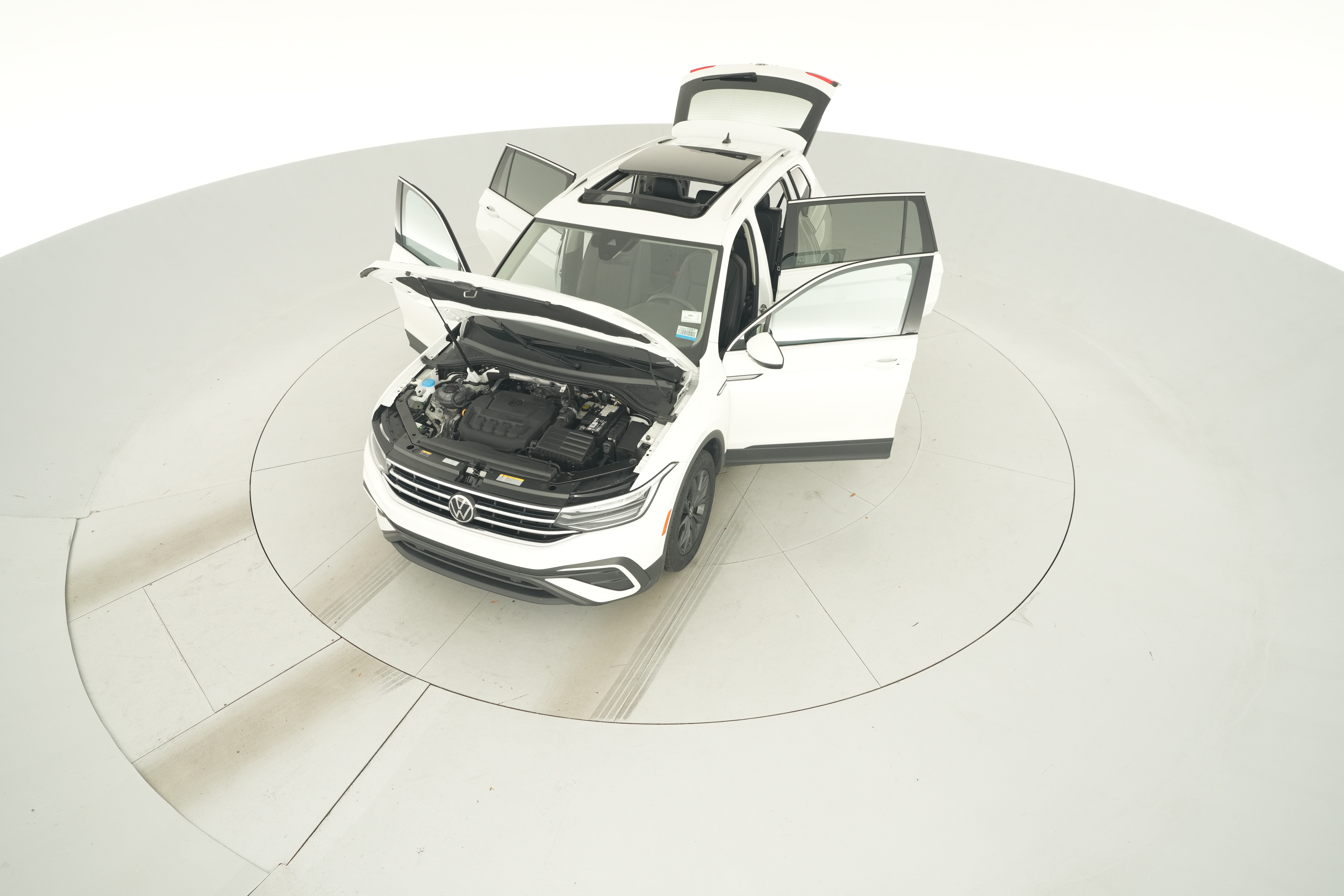 2024 Volkswagen Tiguan SE - Photo 37