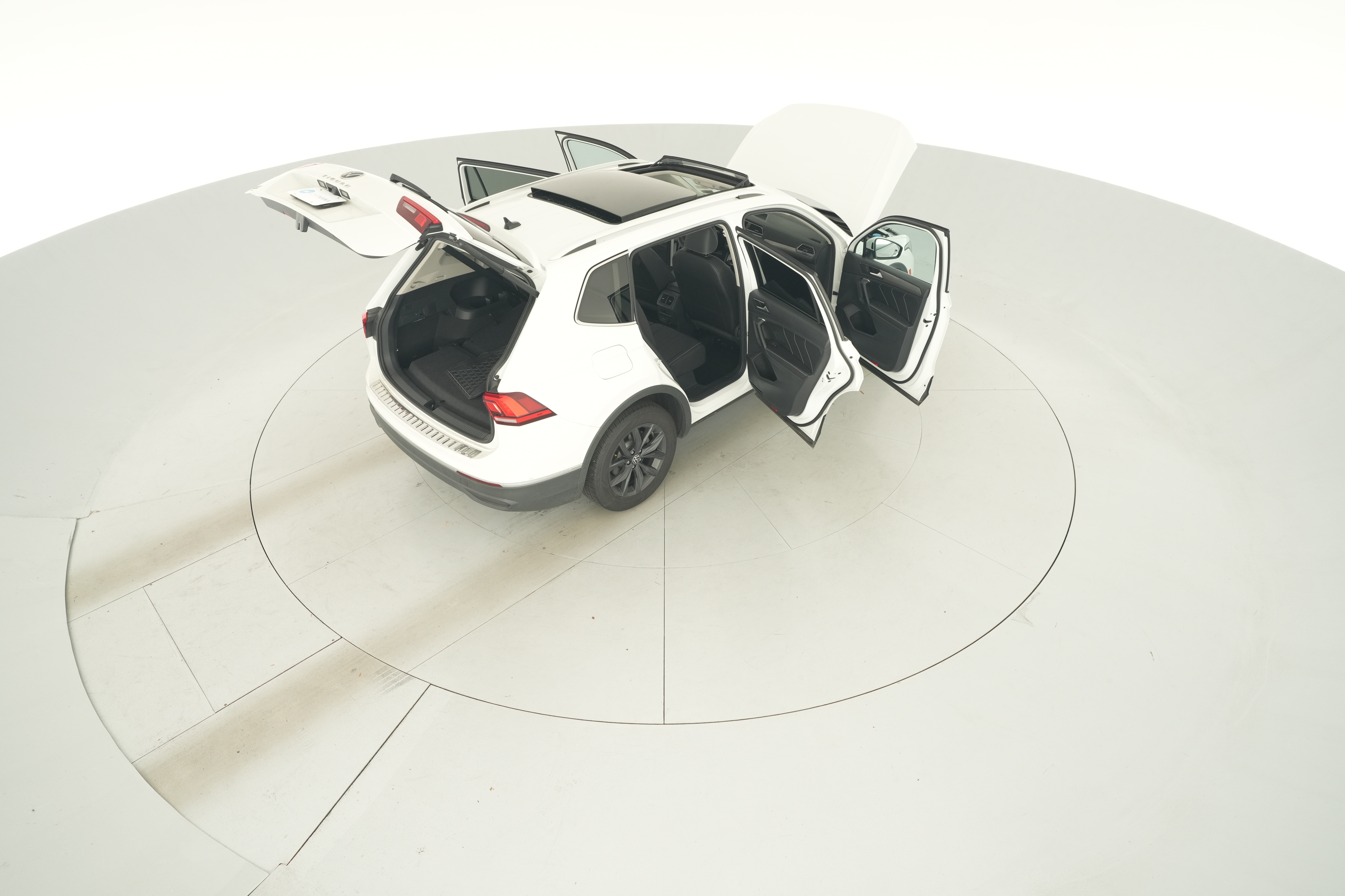 2024 Volkswagen Tiguan SE - Photo 46