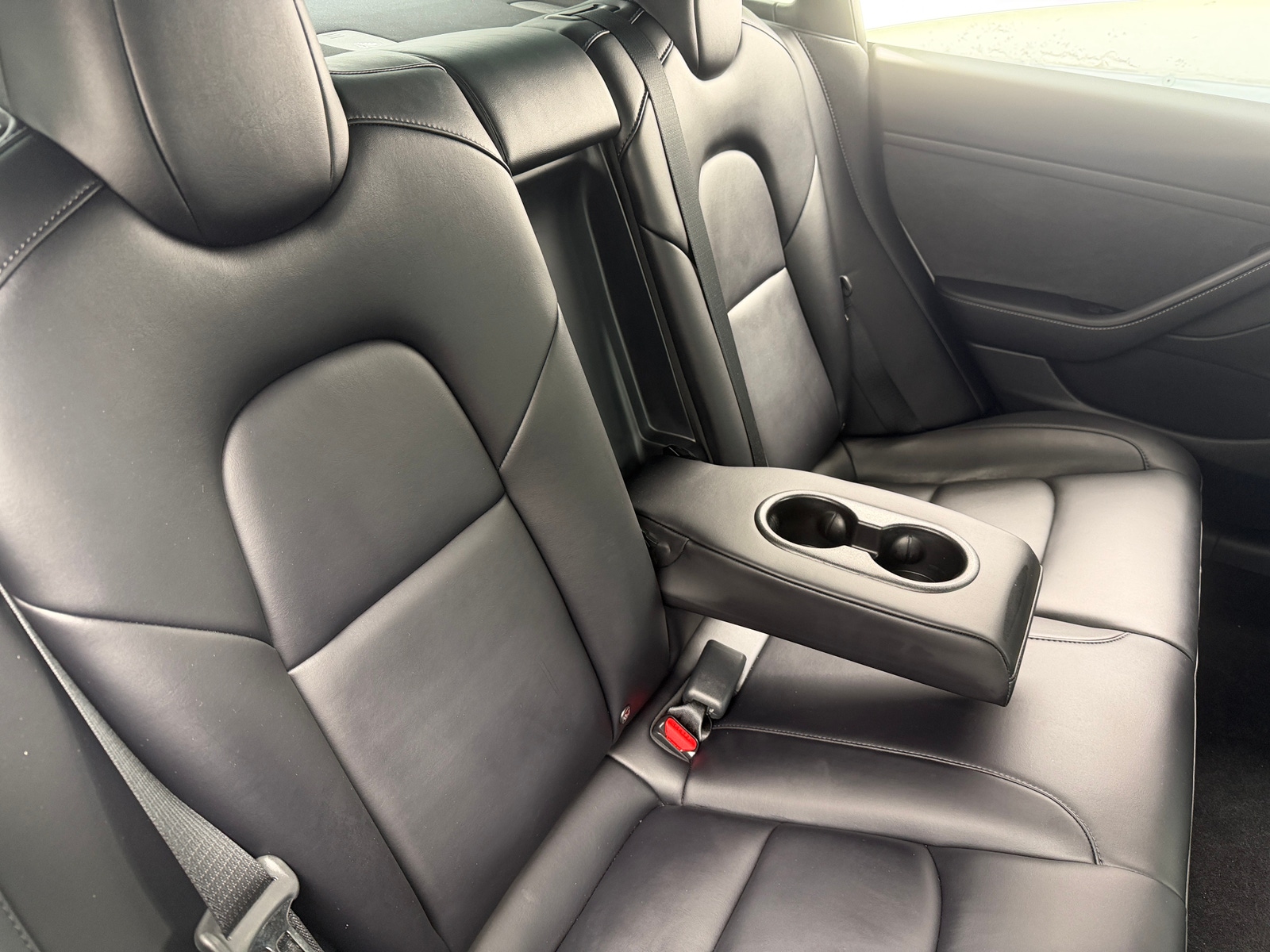Thumbnail: 2022 Tesla Model 3 - 5