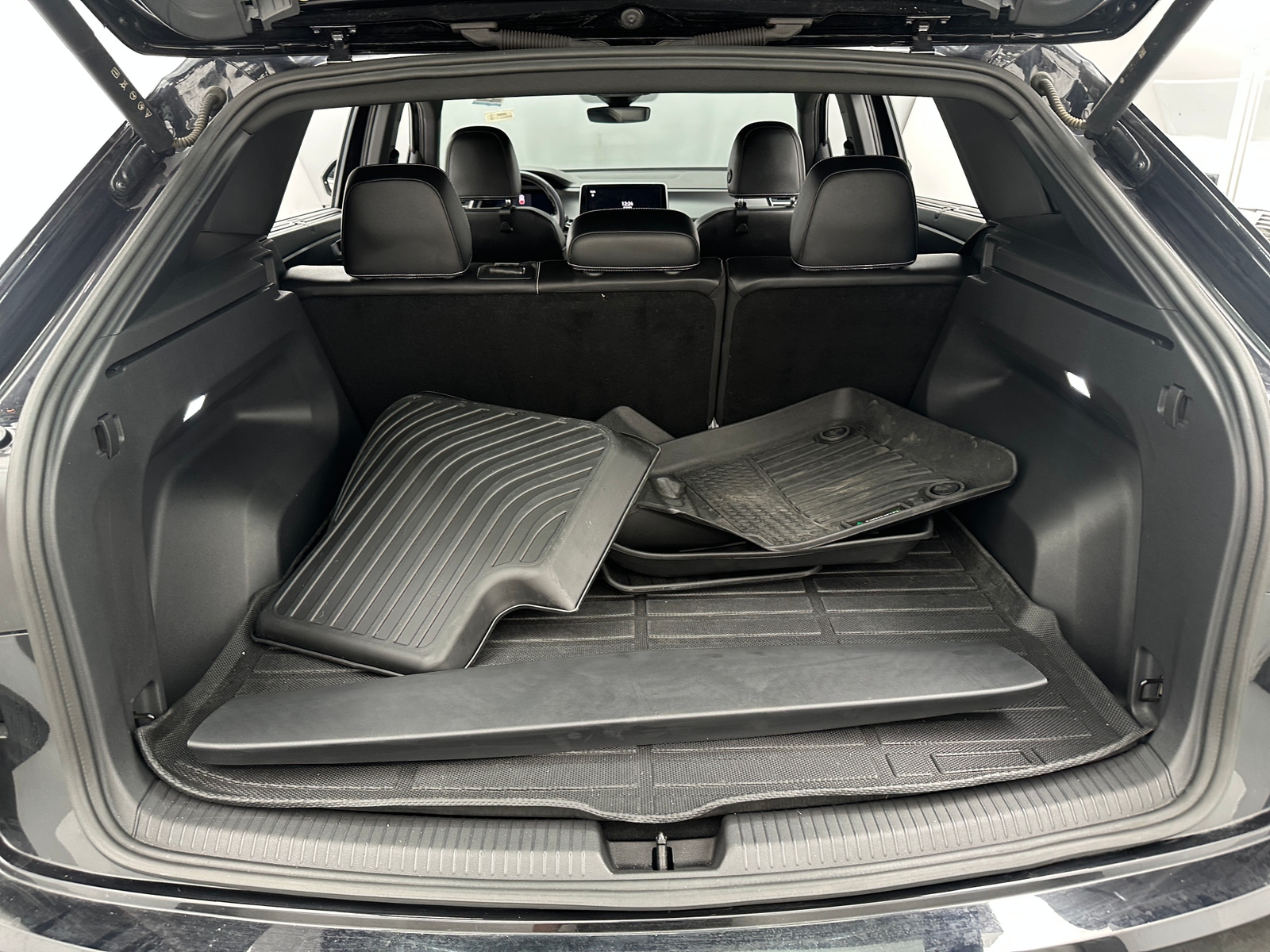 Thumbnail: 2024 Volkswagen Atlas - 7