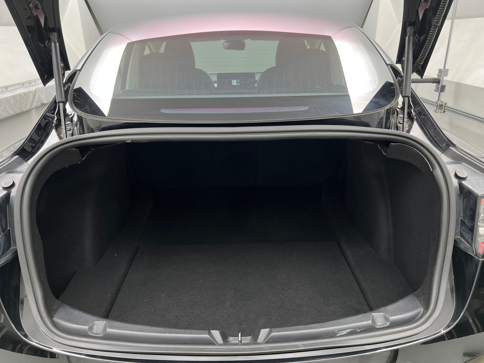 Thumbnail: 2018 Tesla Model 3 - 6