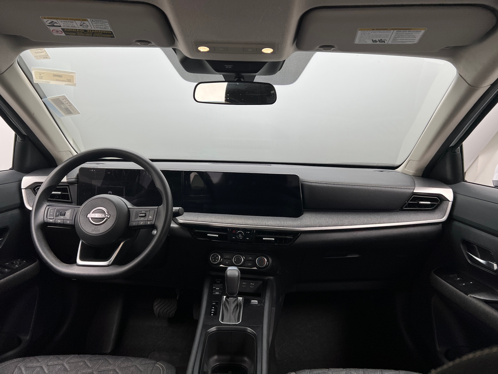 Thumbnail: 2025 Nissan Kicks - 3