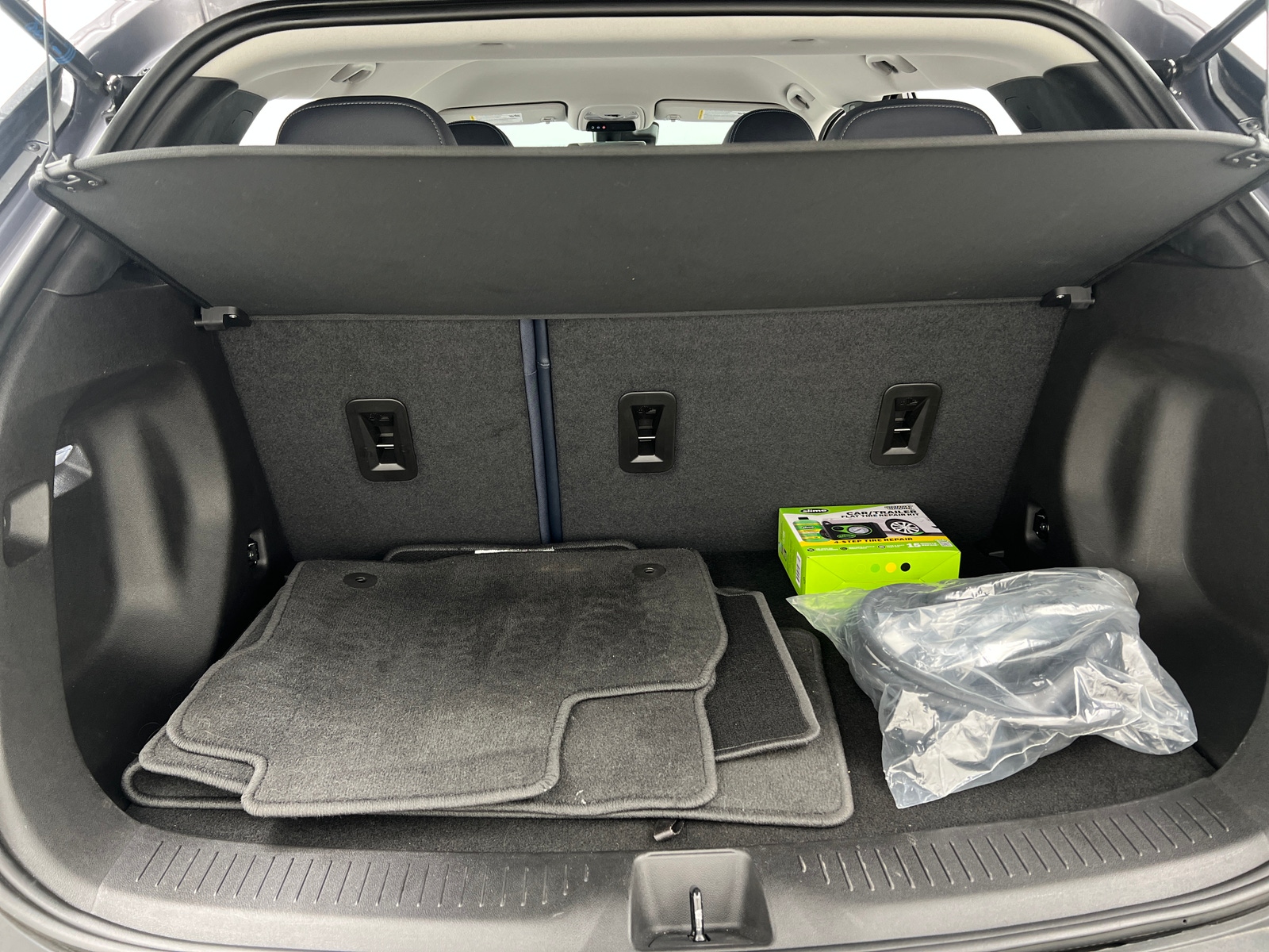 Thumbnail: 2023 Chevrolet Bolt EUV - 6