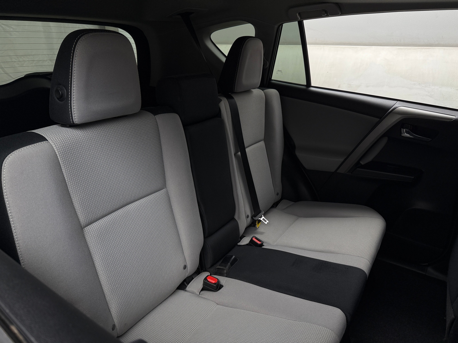 Thumbnail: 2018 Toyota RAV4 - 6