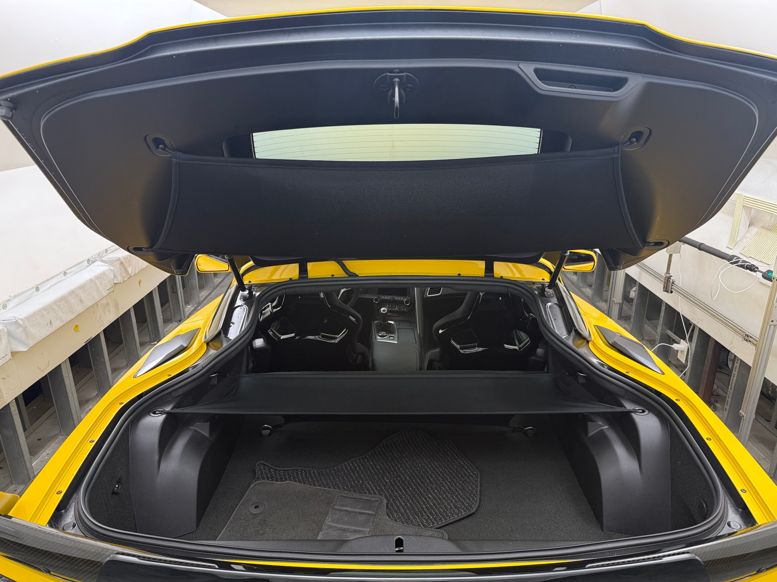 Thumbnail: 2015 Chevrolet Corvette - 4