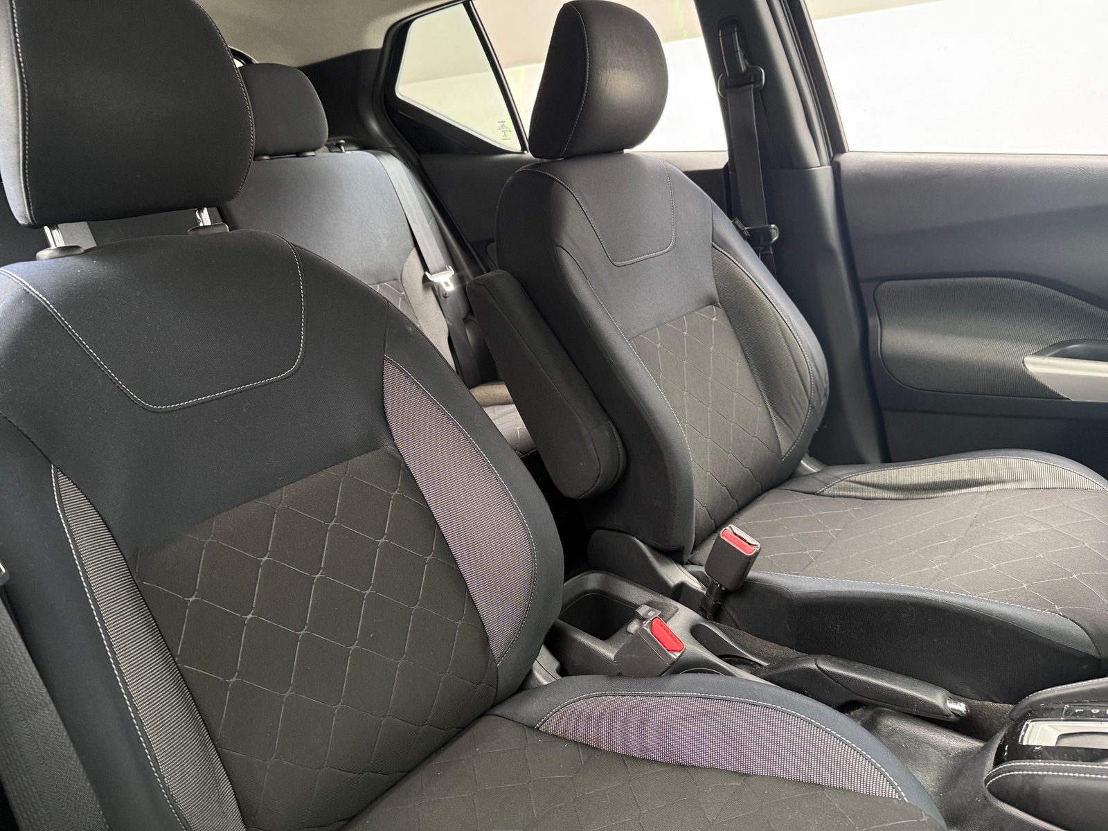Thumbnail: 2018 Nissan Kicks - 2