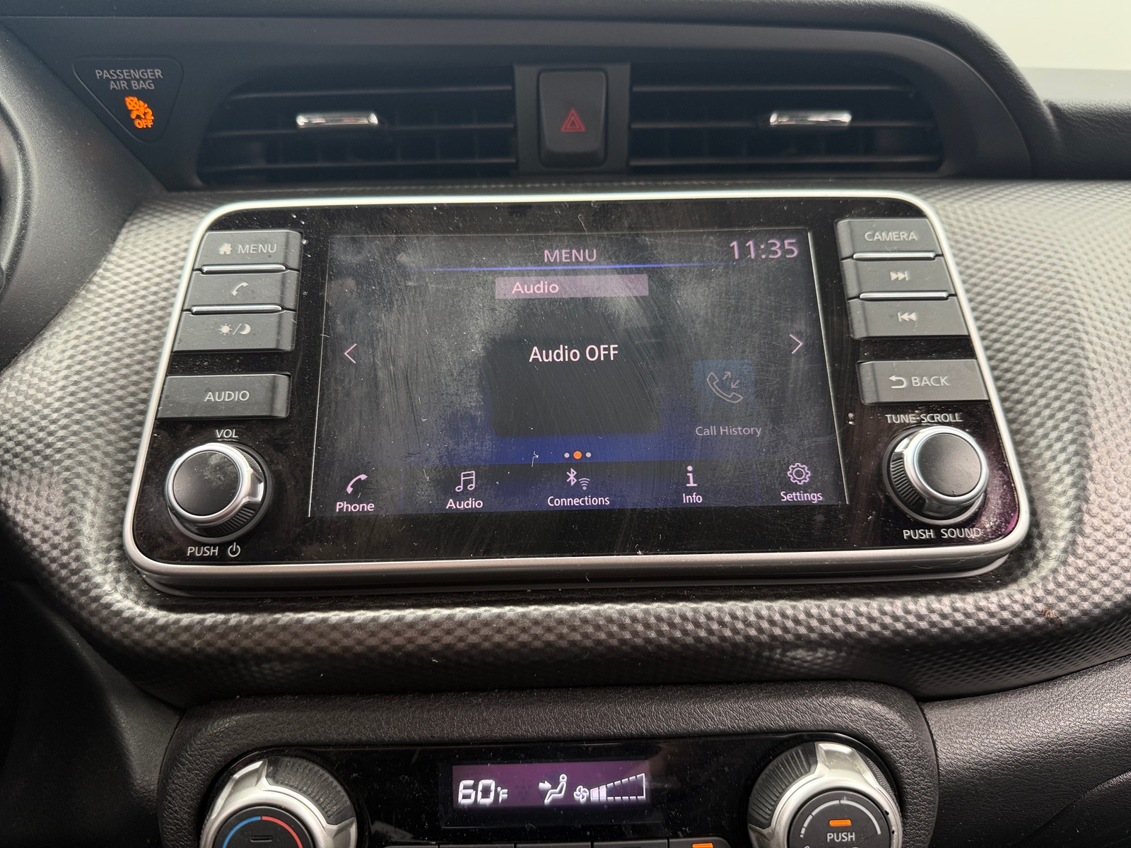 Thumbnail: 2018 Nissan Kicks - 4