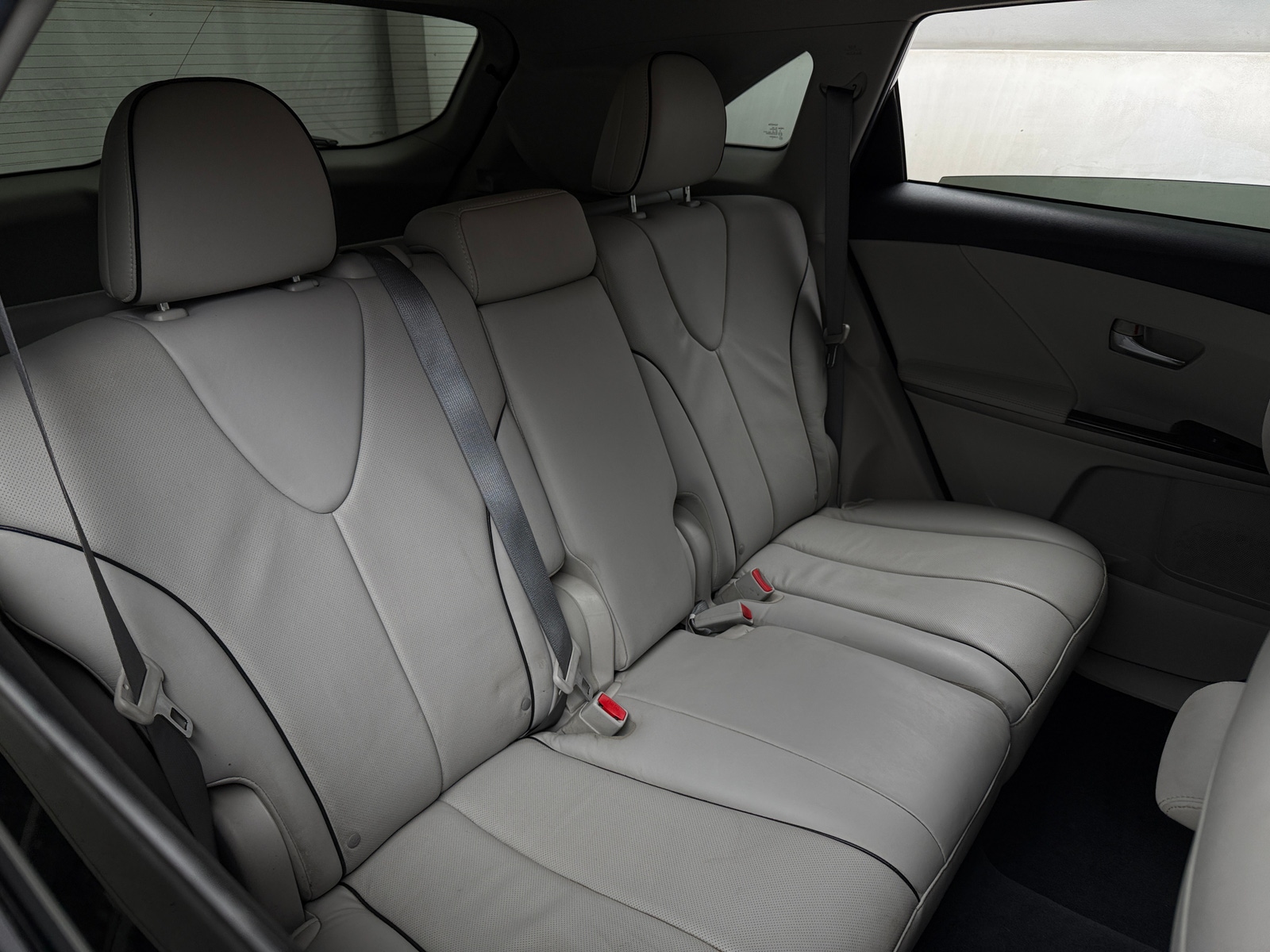 Thumbnail: 2015 Toyota Venza - 6