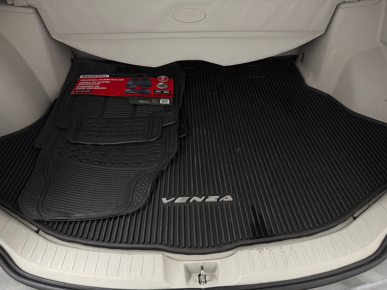 Thumbnail: 2015 Toyota Venza - 7