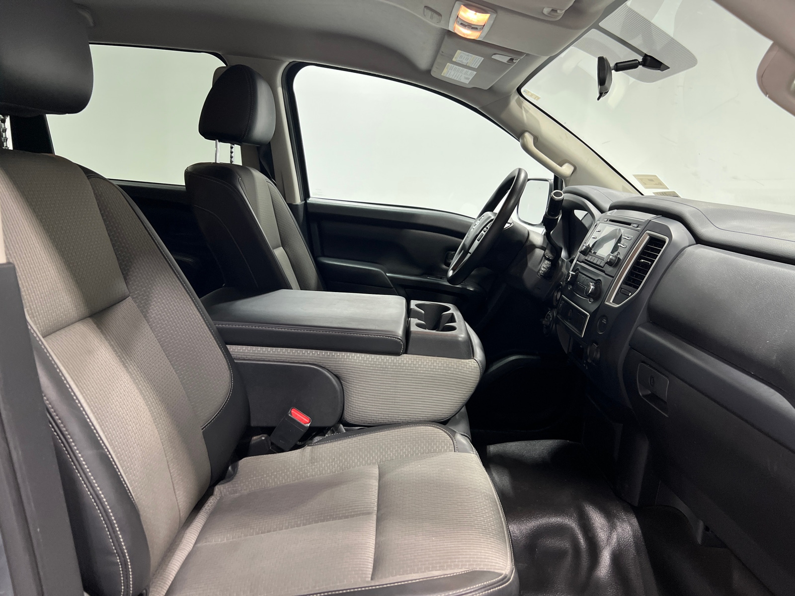 Thumbnail: 2018 Nissan Titan - 2