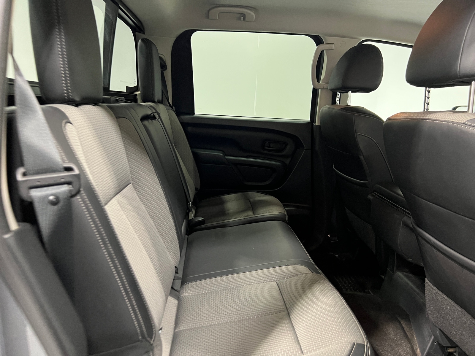 Thumbnail: 2018 Nissan Titan - 6