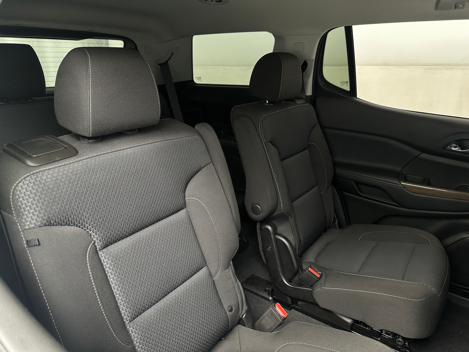 Thumbnail: 2021 GMC Acadia - 6