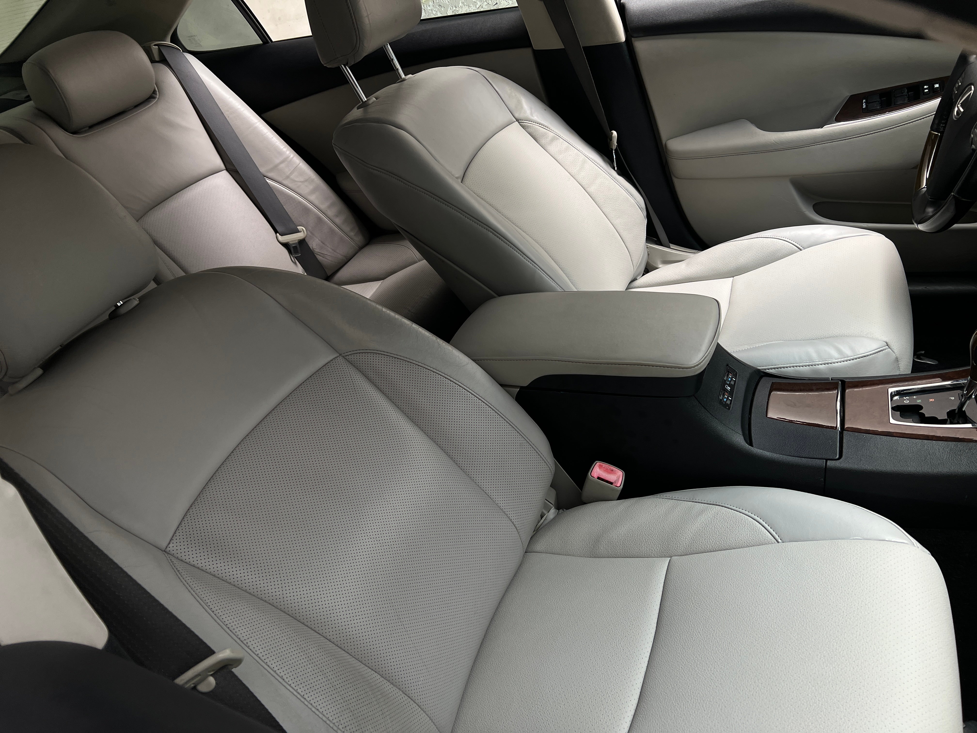 2010 Lexus ES