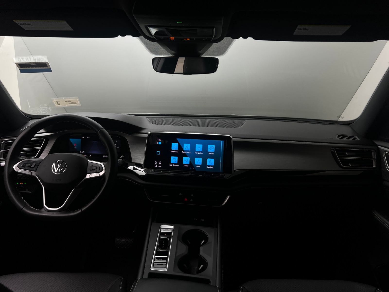 Thumbnail: 2024 Volkswagen Atlas - 3