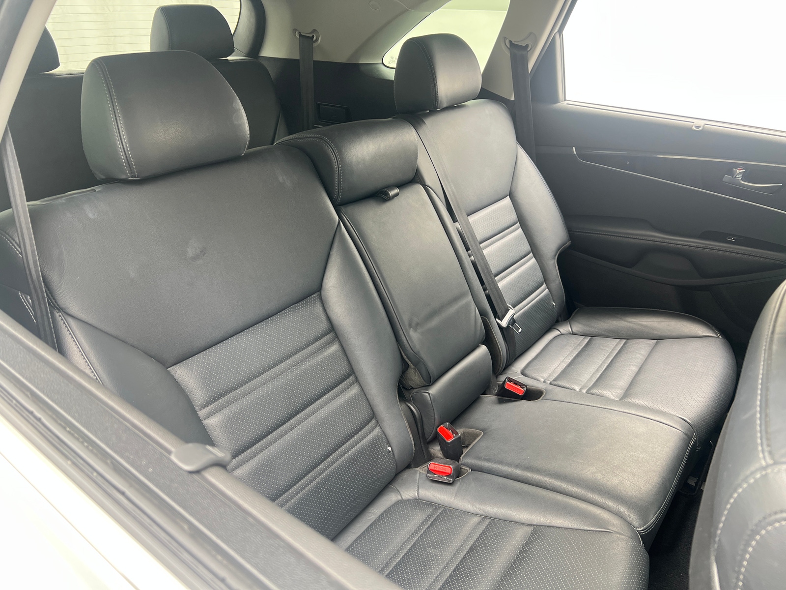 Thumbnail: 2017 Kia Sorento - 5