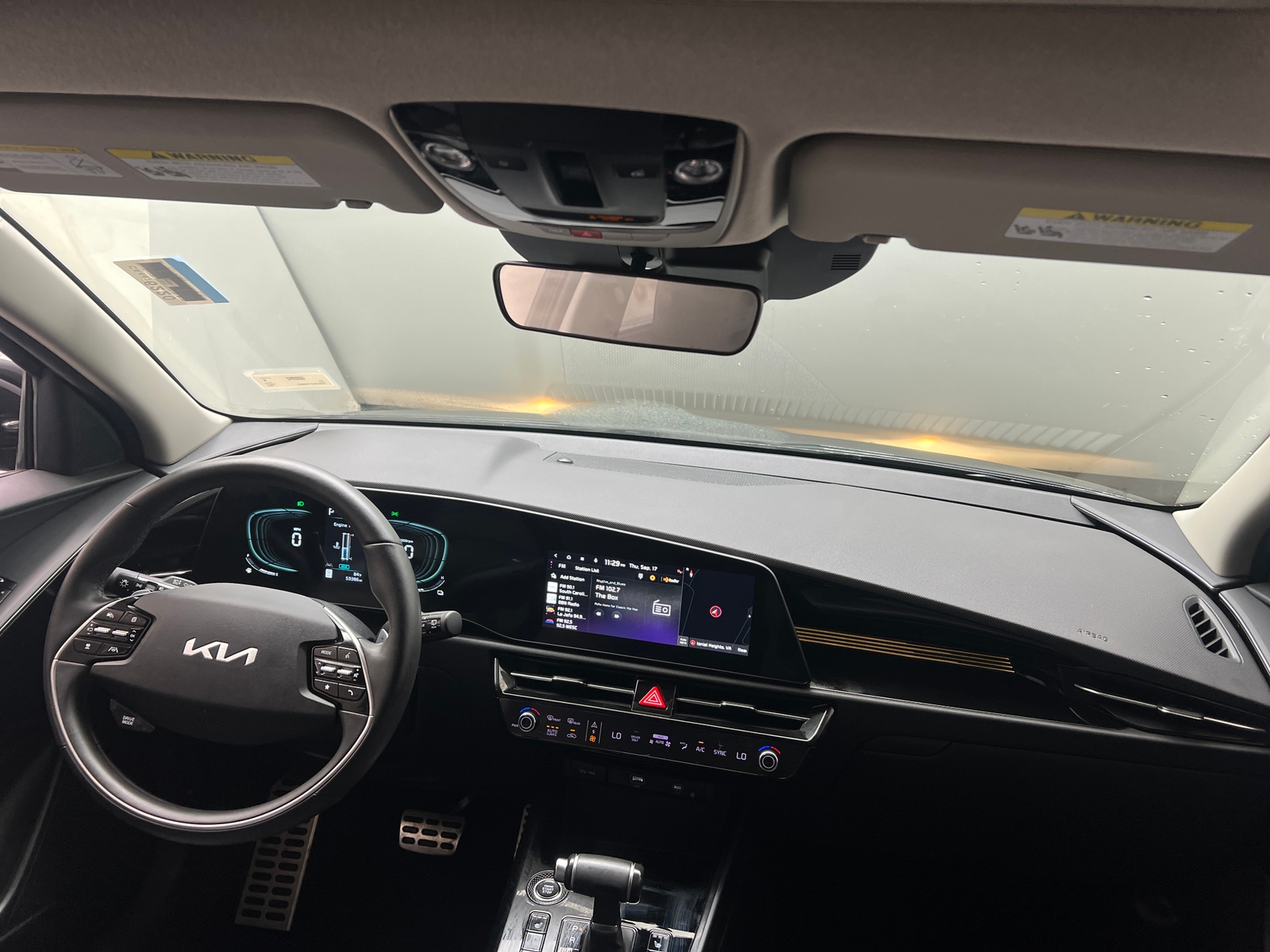 Thumbnail: 2023 Kia Niro - 2